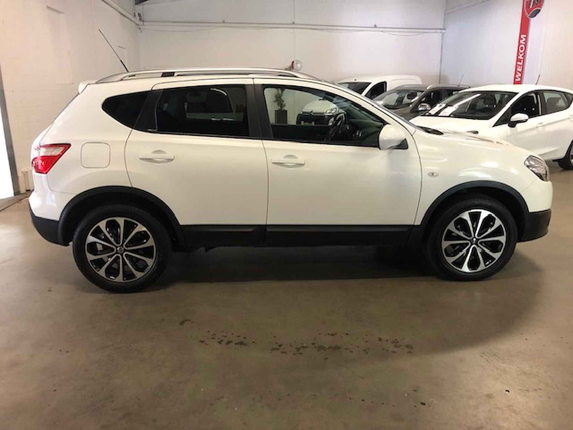 Nissan Qashqai 1.6 Connect Edition - 4/17