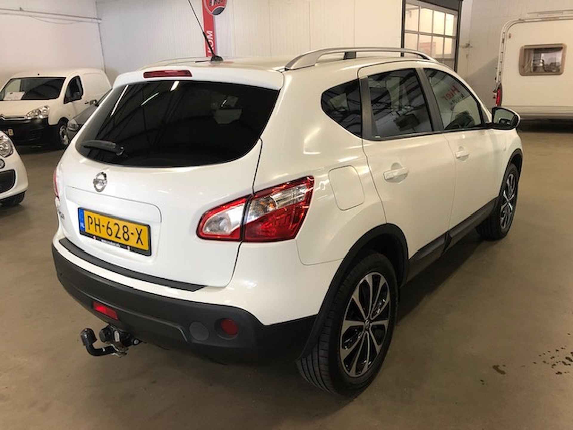 Nissan Qashqai 1.6 Connect Edition - 5/17