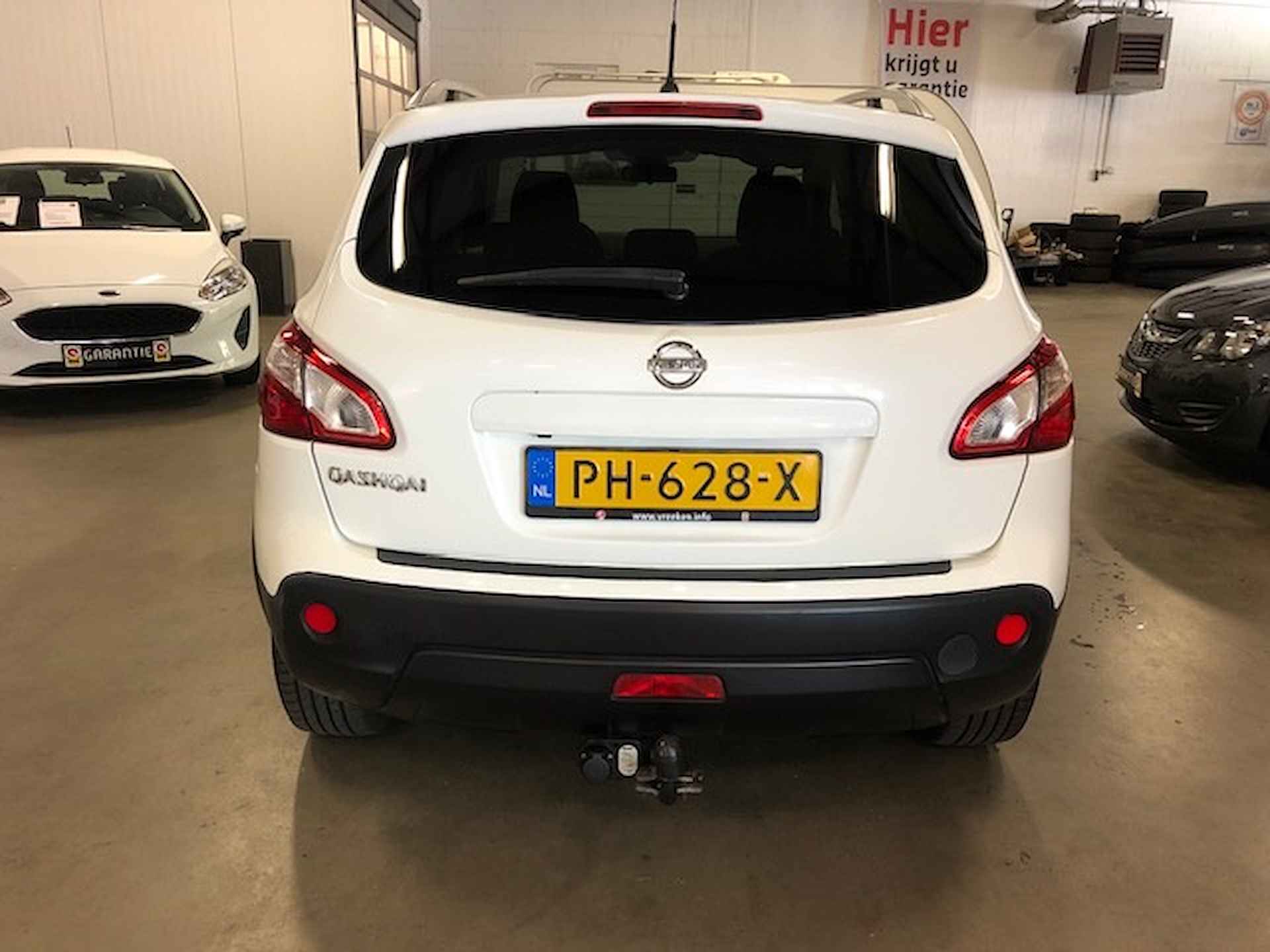 Nissan Qashqai 1.6 Connect Edition - 6/17