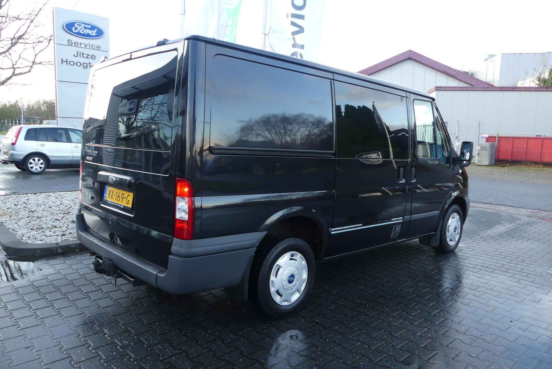 Ford Transit 300S 2.2 TDCI 144370KM.2 SCHUIFDEUREN.STANDKACHEL.AIRCO.TREKHAAK .CRUISE.APK  8/2025 - 11/17