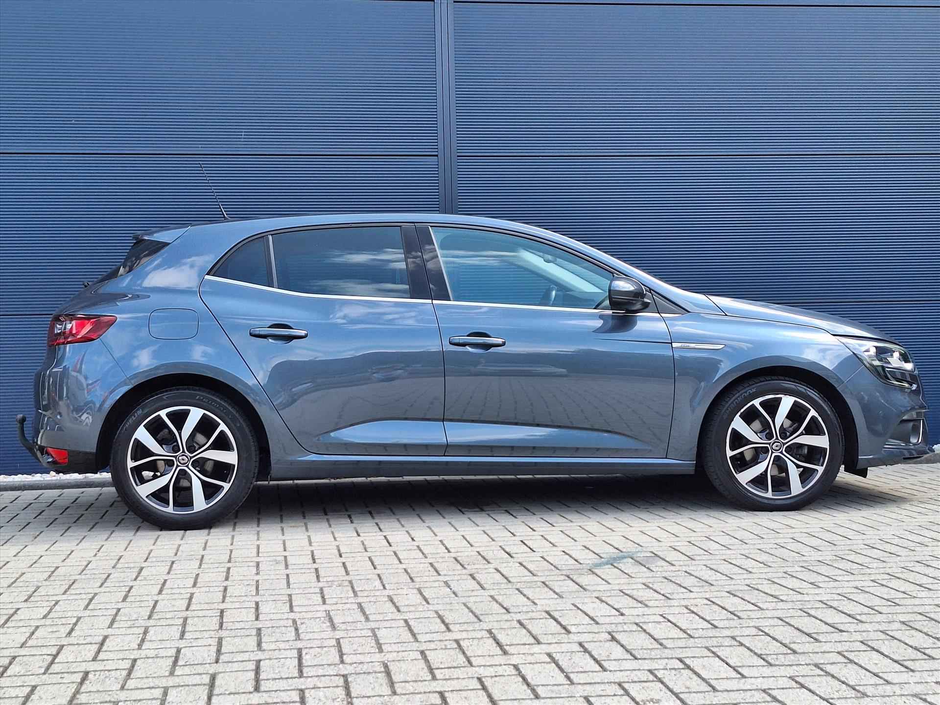 RENAULT Mégane Hatchback 1.3 TCe 140pk EDC GPF Bose | Automaat | Camera | Navigatie | Trekhaak | Lage kilometerstand - 6/23