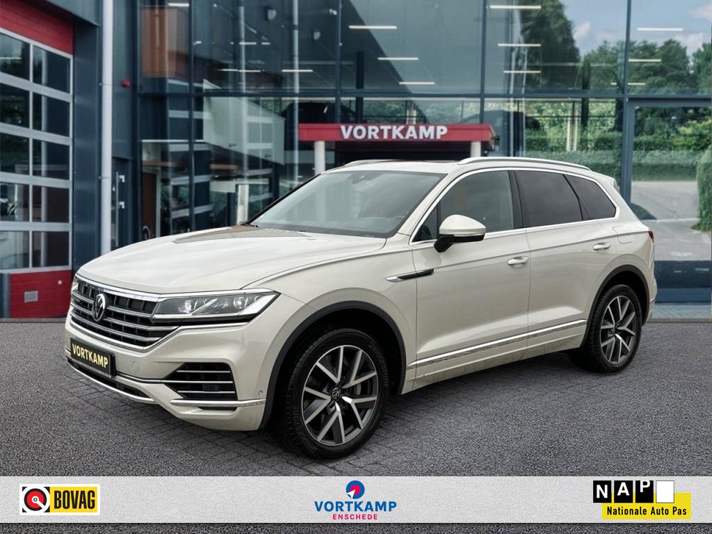 VOLKSWAGEN Touareg 3.0 TSI DSG ELEGANCE 4MOTION EHYBRID PANO-DAK/TREKHAAK/CAMERA/LE