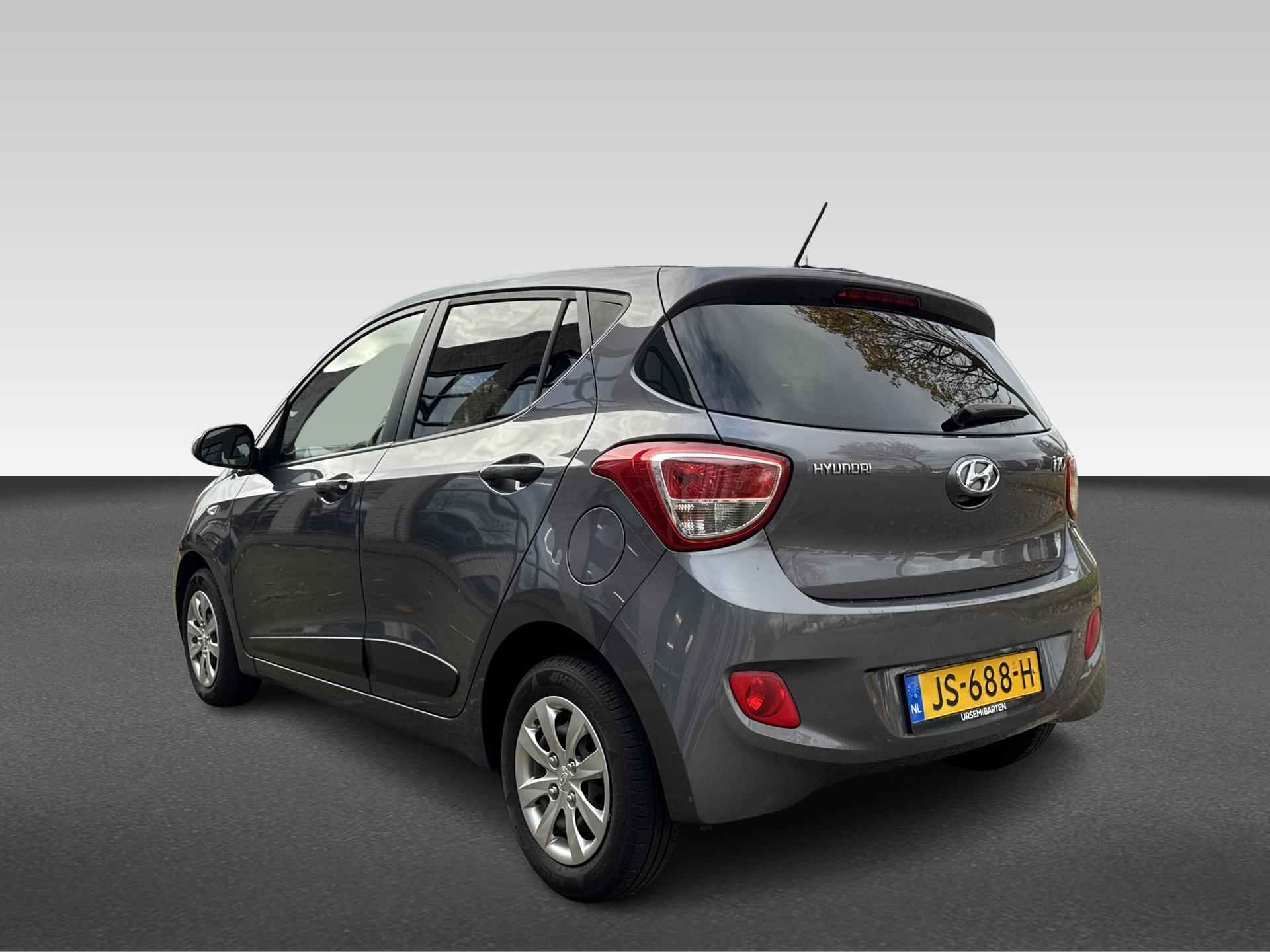 Hyundai i10 1.0i i-Motion Go! 2016 - 3/26