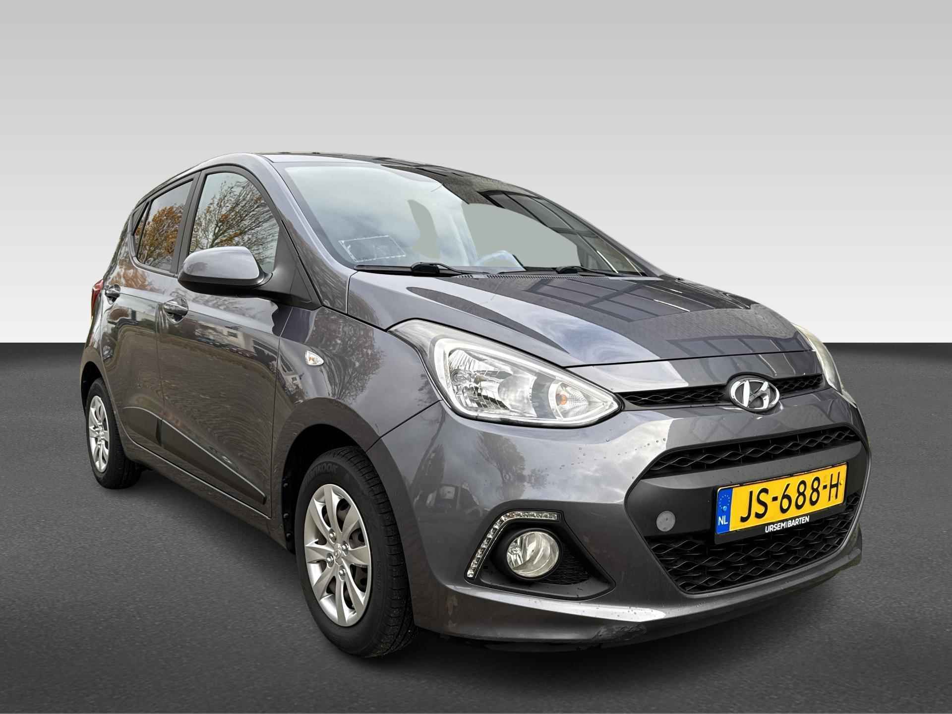 Hyundai i10 1.0i i-Motion Go! 2016 - 5/26