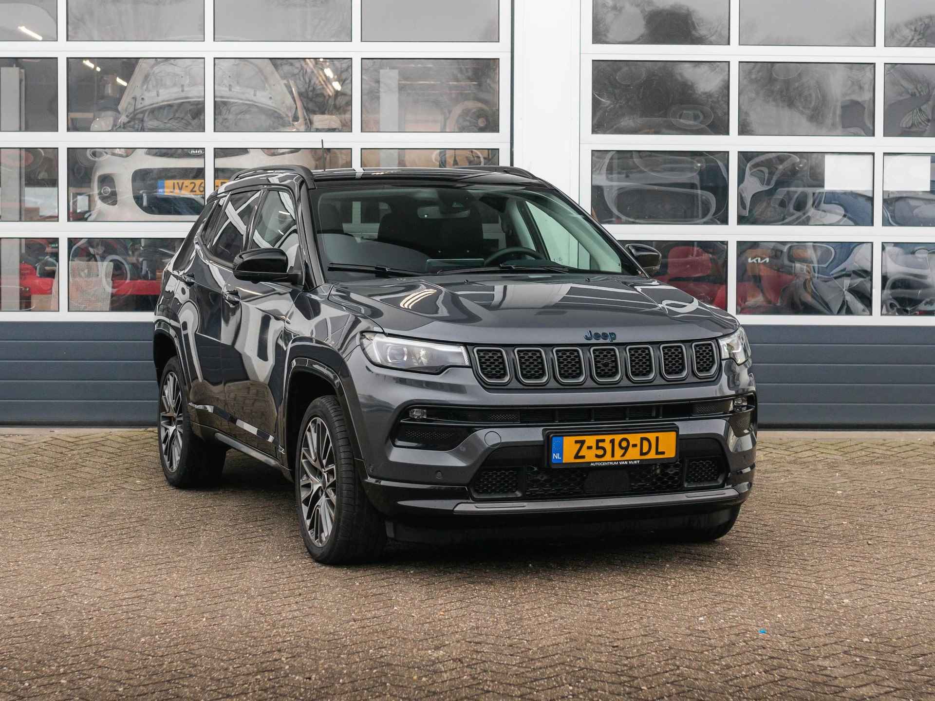 Jeep Compass 4xe 240 Plug-in Hybrid Electric Summit | Safety Pack | Winter Pack | Schuif/Kanteldak - 3/30