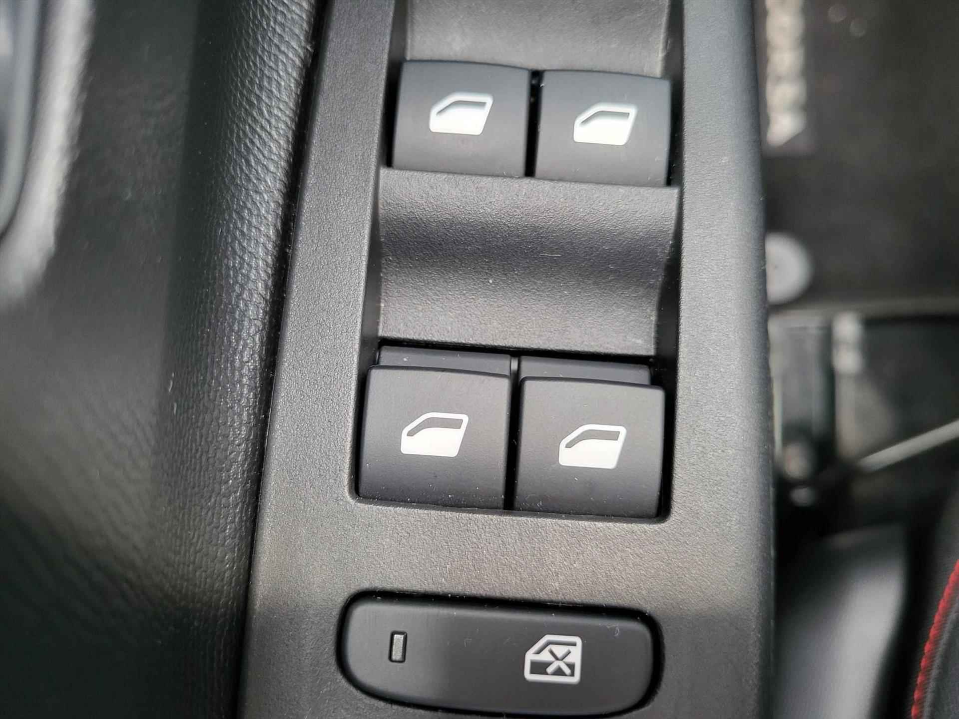 Opel Corsa 1.2T 100pk GS-LINE Automaat | Airconditioning | Navigatie | Lm velgen | Camera | Parkeersensoren v+a - 15/35