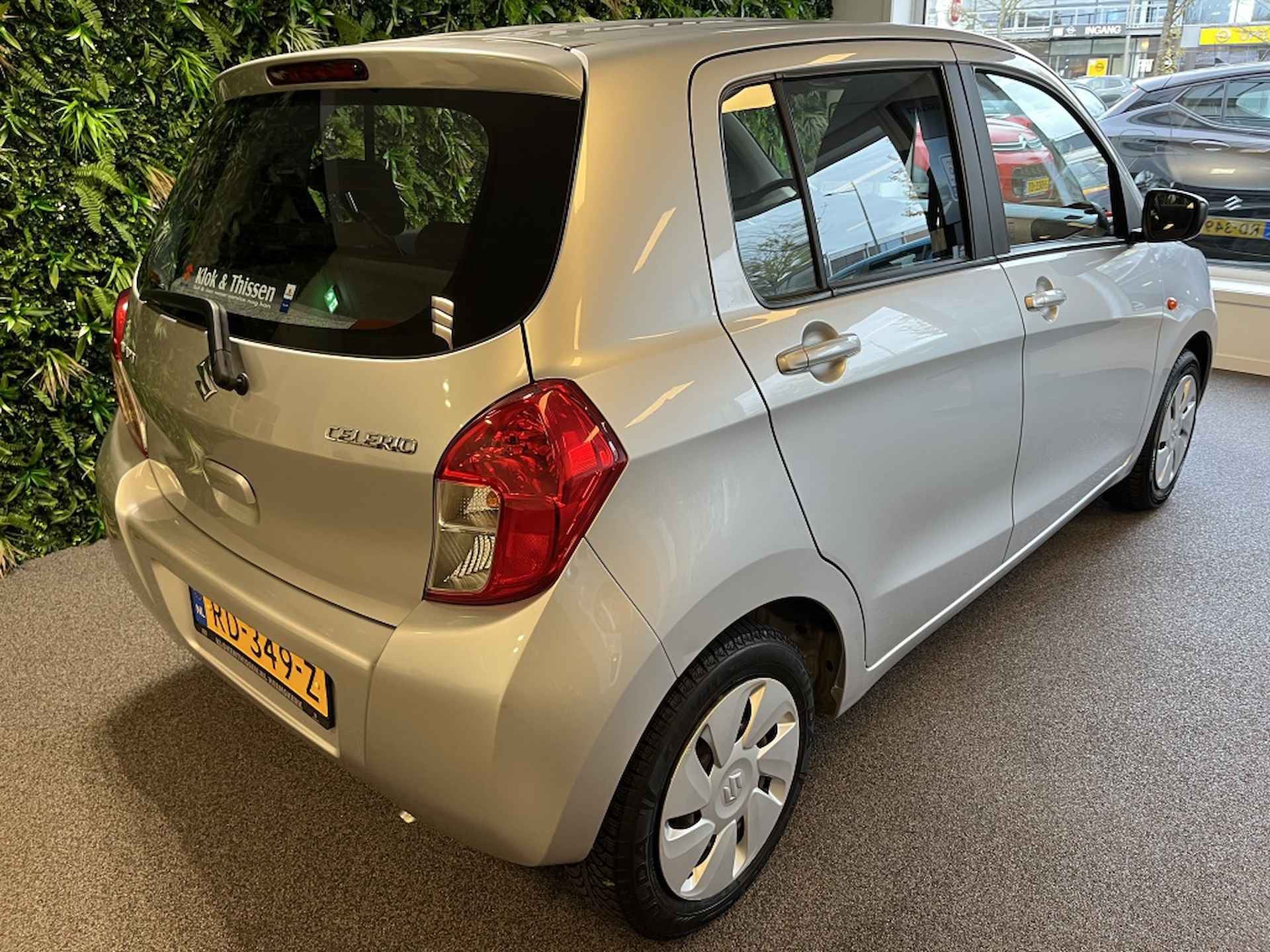 Suzuki Celerio 1.0 Comfort AIRCO Handsfree 1.0 Comfort - 3/19