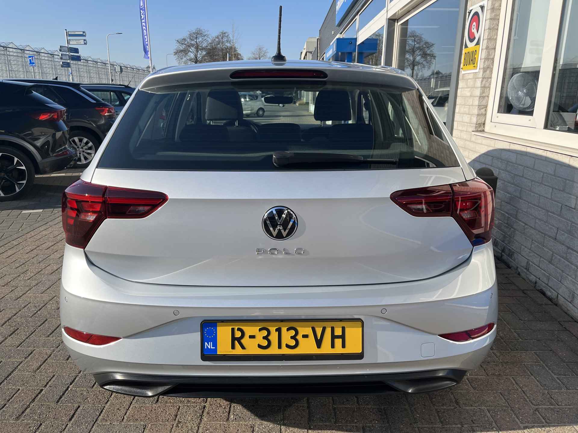 Volkswagen Polo 1.0 TSI Life / GARANTIE TM 10-2026/ DIGITAL DASH/ ADAPT. CRUISE/ DAB/ APP-CONNECT/ PARK. SENSOREN V&A/ AIRCO - 30/36