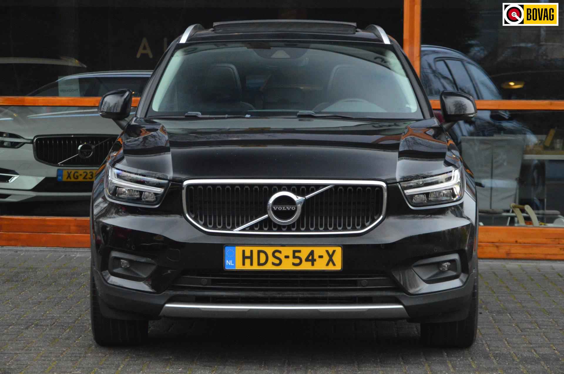 Volvo XC40 T5 Hybride | Panorama dak | Apple Car-Play | Camera | Dealer Onderhouden |