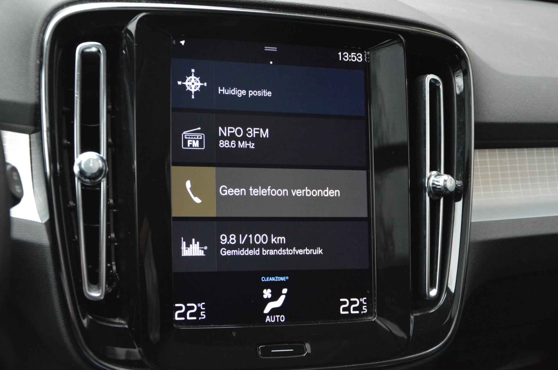 Volvo XC40 T5 Hybride | Panorama dak | Apple Car-Play | Camera | Dealer Onderhouden | - 13/24