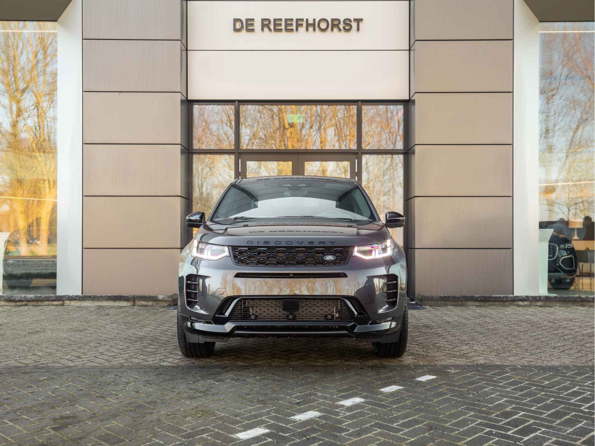 Land Rover Discovery Sport P270e PHEV Dynamic Edition | Light Oyster | Meridian Surround | Driver Assist Pack | Cold Climate Pack - 8/58