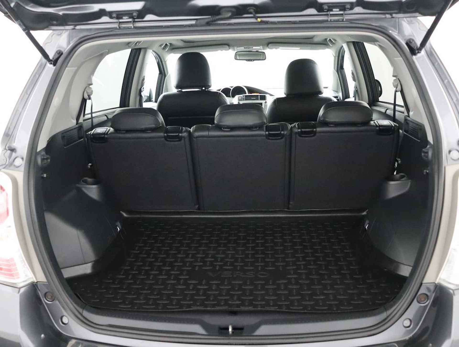 Toyota Verso 1.8 VVT-i Dynamic Business | Lederen bekleding | Stoelverwarming | Trekhaak | Panoramadak | - 22/53