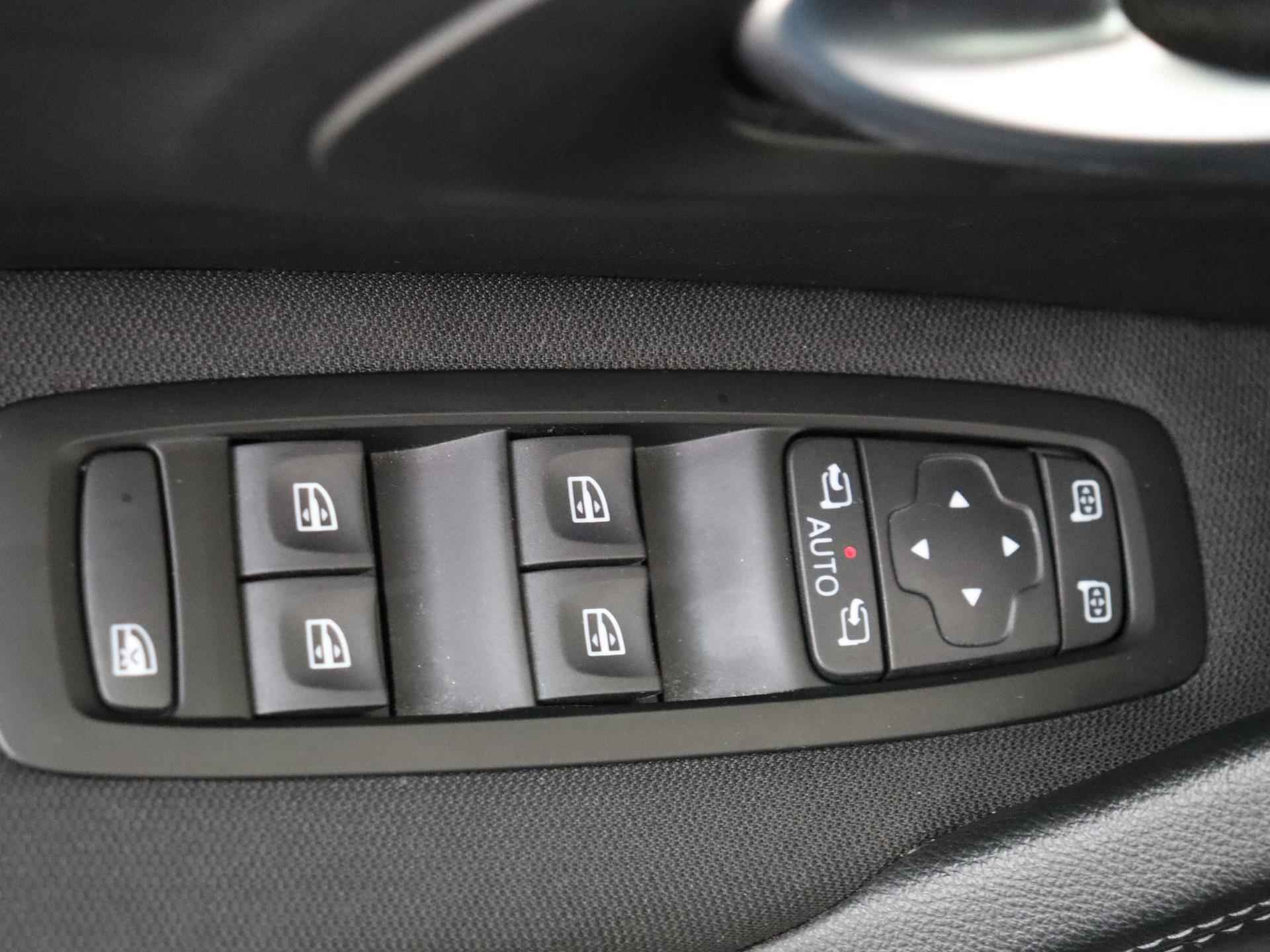 Renault Kadjar 1.3 TCe Zen  | lichtmetalen velgen 17" | Parkeersensoren | APPLE CARPLAY | ANDOID AUTO | CLIMATE CONTROL - 23/26