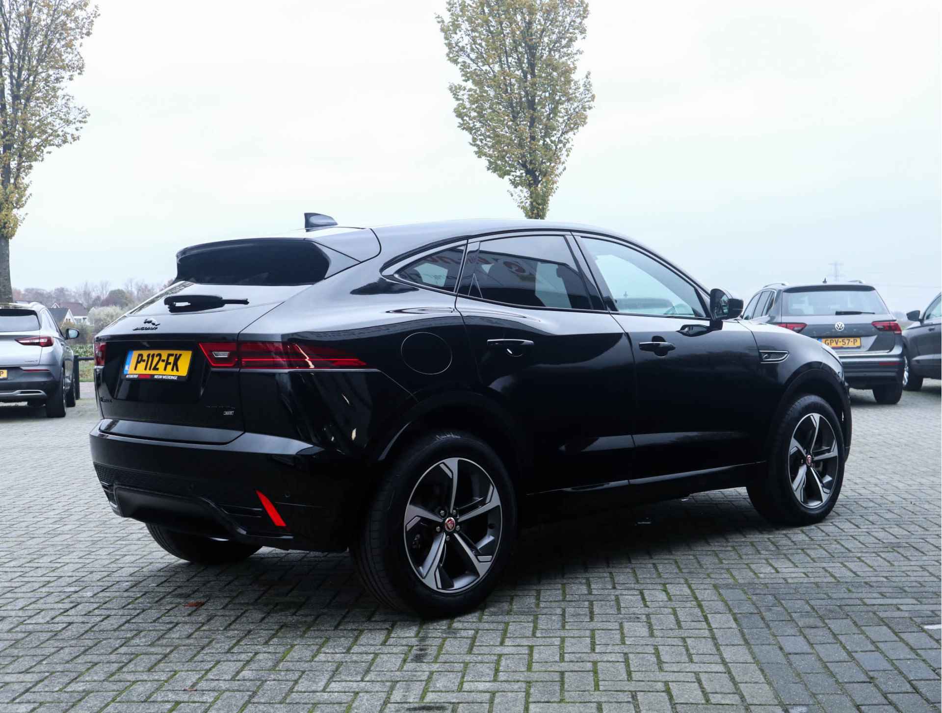 Jaguar E-Pace 1.5 P300e AWD R-Dynamic SE Navi/Clima/Cruise/Camera/Pano-Dak - 31/34