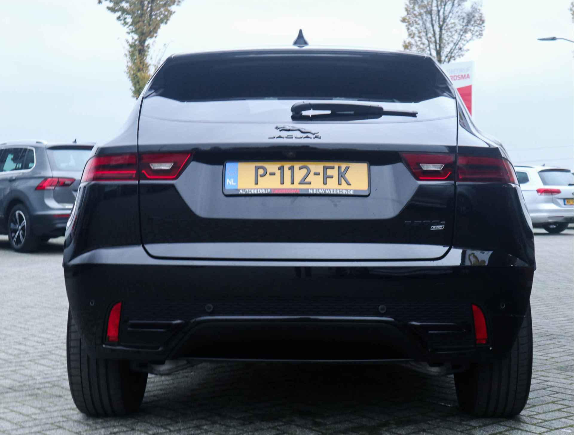 Jaguar E-Pace 1.5 P300e AWD R-Dynamic SE Navi/Clima/Cruise/Camera/Pano-Dak - 32/34