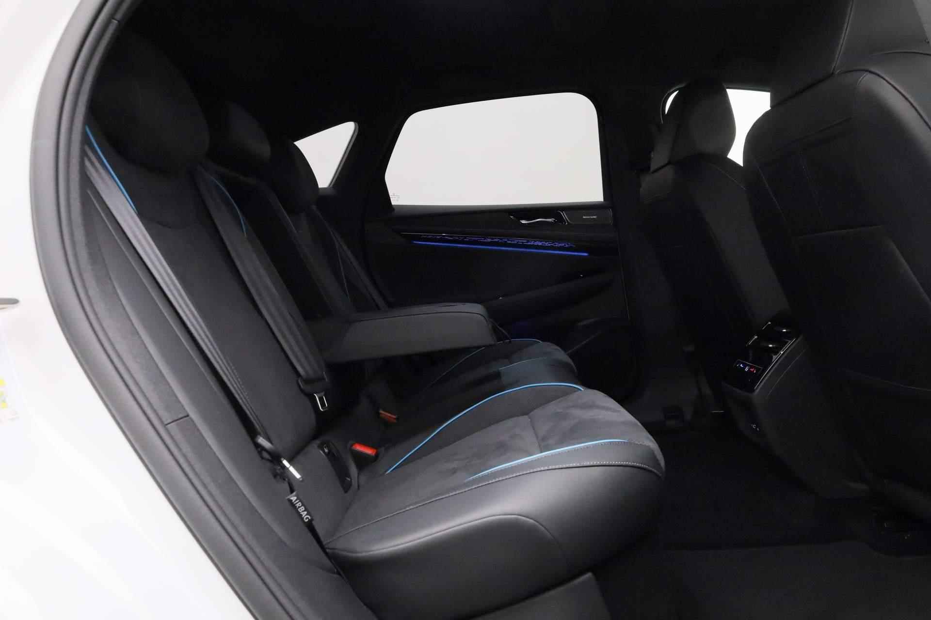 Volkswagen ID.7 286PK Pro Business 77 kWh | IQ Light | Geheugenstoelen | Harman/Kardon | Stoel-/achterbankverwarming | Adaptief onderstel | 360 Camera - 41/45