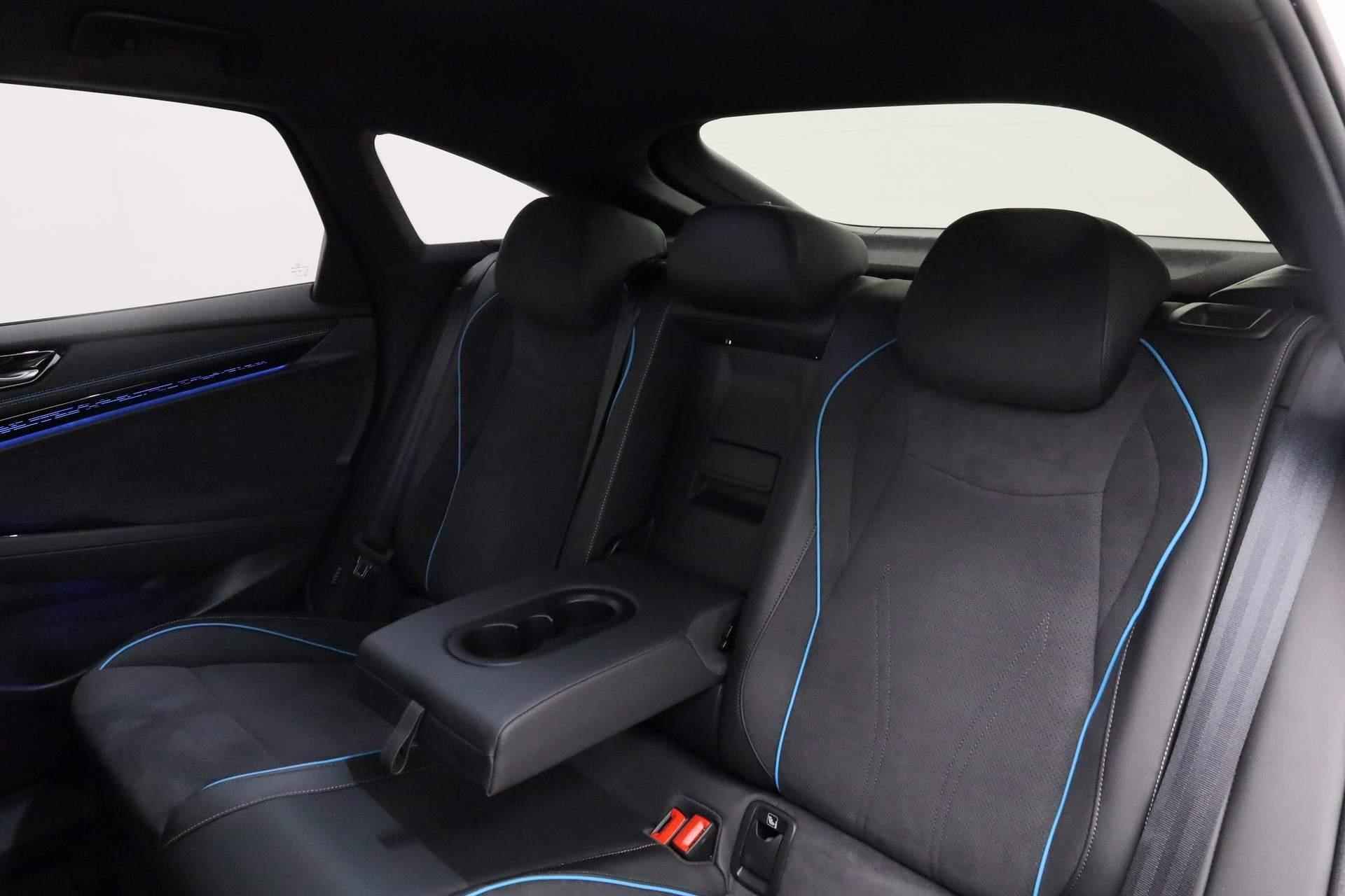 Volkswagen ID.7 286PK Pro Business 77 kWh | IQ Light | Geheugenstoelen | Harman/Kardon | Stoel-/achterbankverwarming | Adaptief onderstel | 360 Camera - 43/45