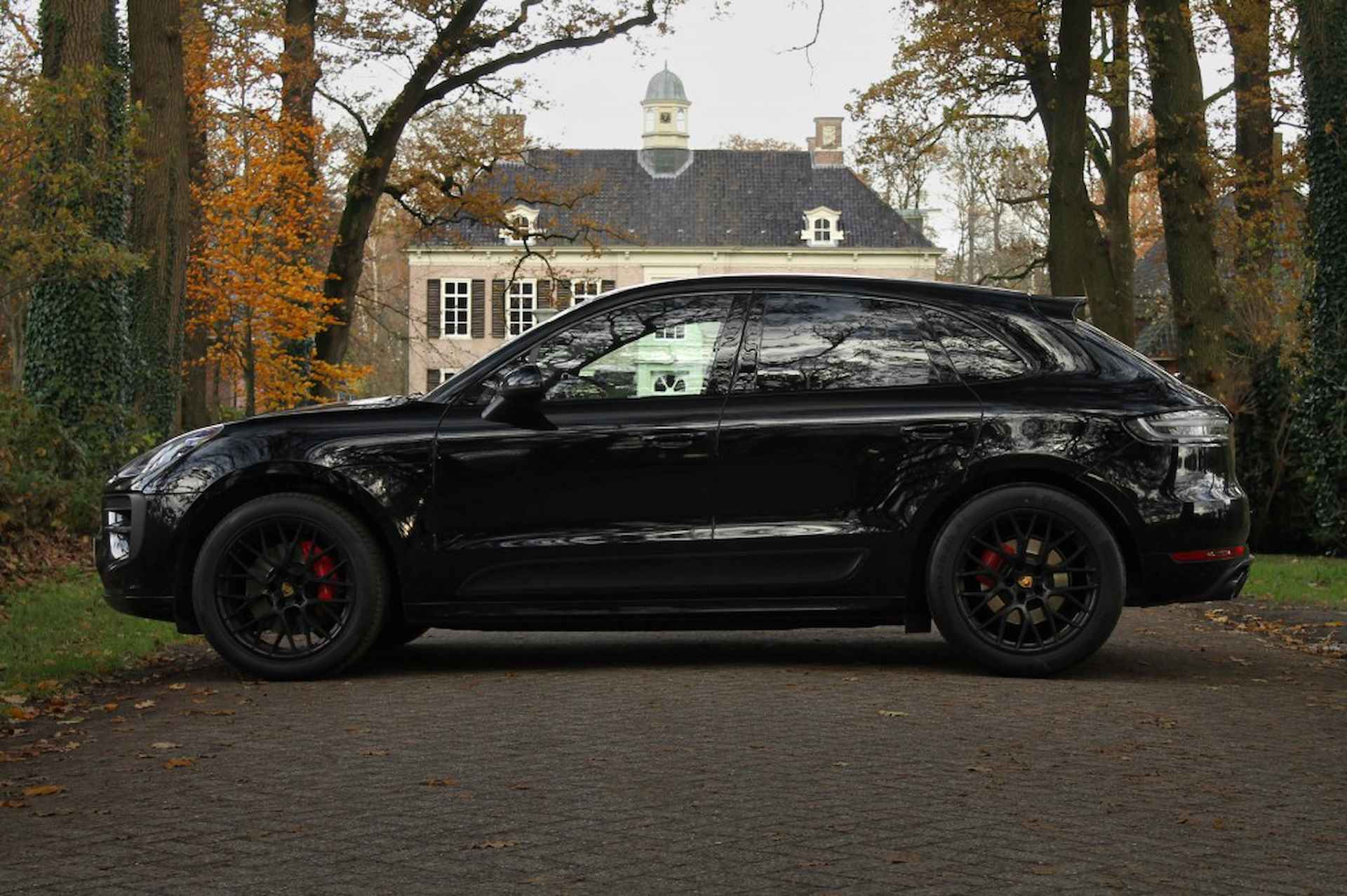 PORSCHE Macan 2.9 GTS - 1e eigenaar - Schuif/open dak - PDLS+ - BOSE Sound - 6/27