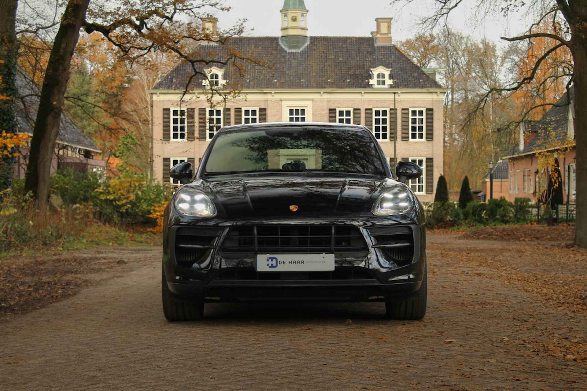 PORSCHE Macan 2.9 GTS - 1e eigenaar - Schuif/open dak - PDLS+ - BOSE Sound - 16/27