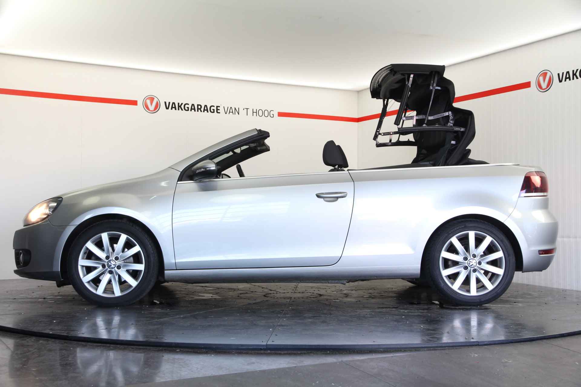 Volkswagen GOLF Cabriolet 1.2 TSI BlueMotion - 10/28