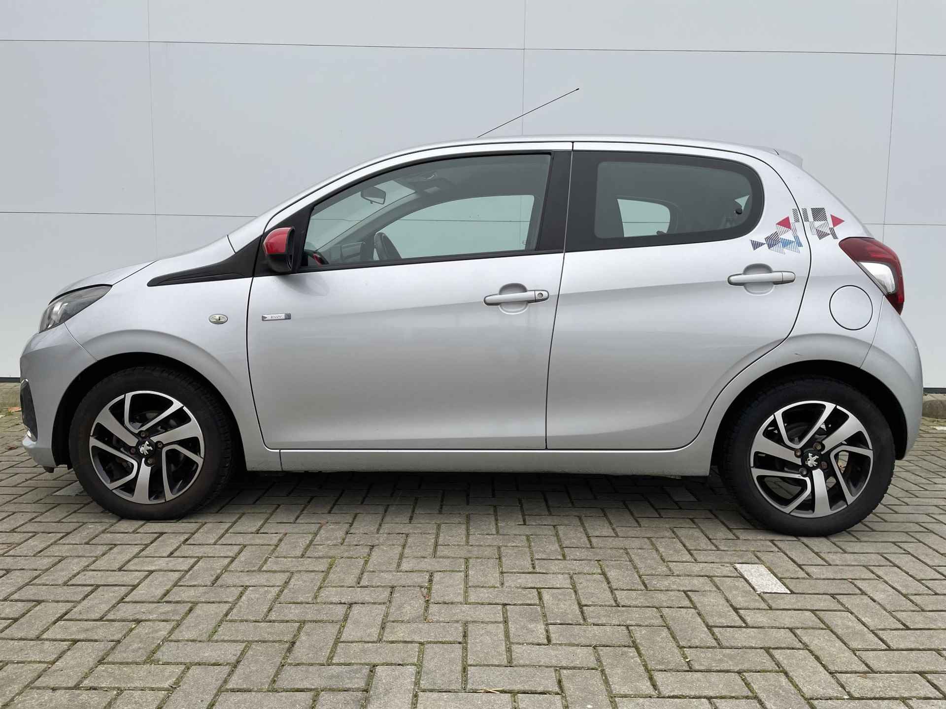 Peugeot 108 1.0 e-VTi Envy | Airco | LM velgen | Slechts 35.443km | - 13/22