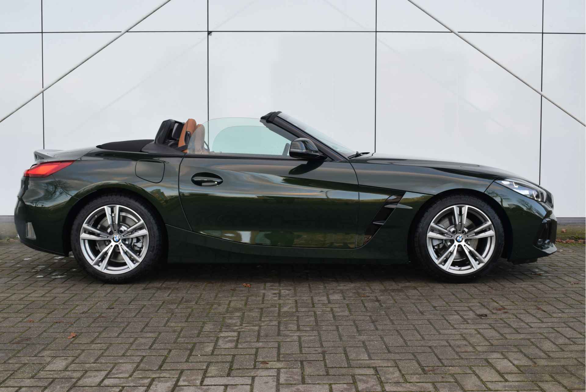 BMW Z4 Roadster sDrive20i High Executive M Sport Automaat / Verwarmd stuurwiel / Comfort Access / Stoelverwarming / Adaptieve LED / Active Cruise Control / Parking Assistant / Head-Up - 11/32