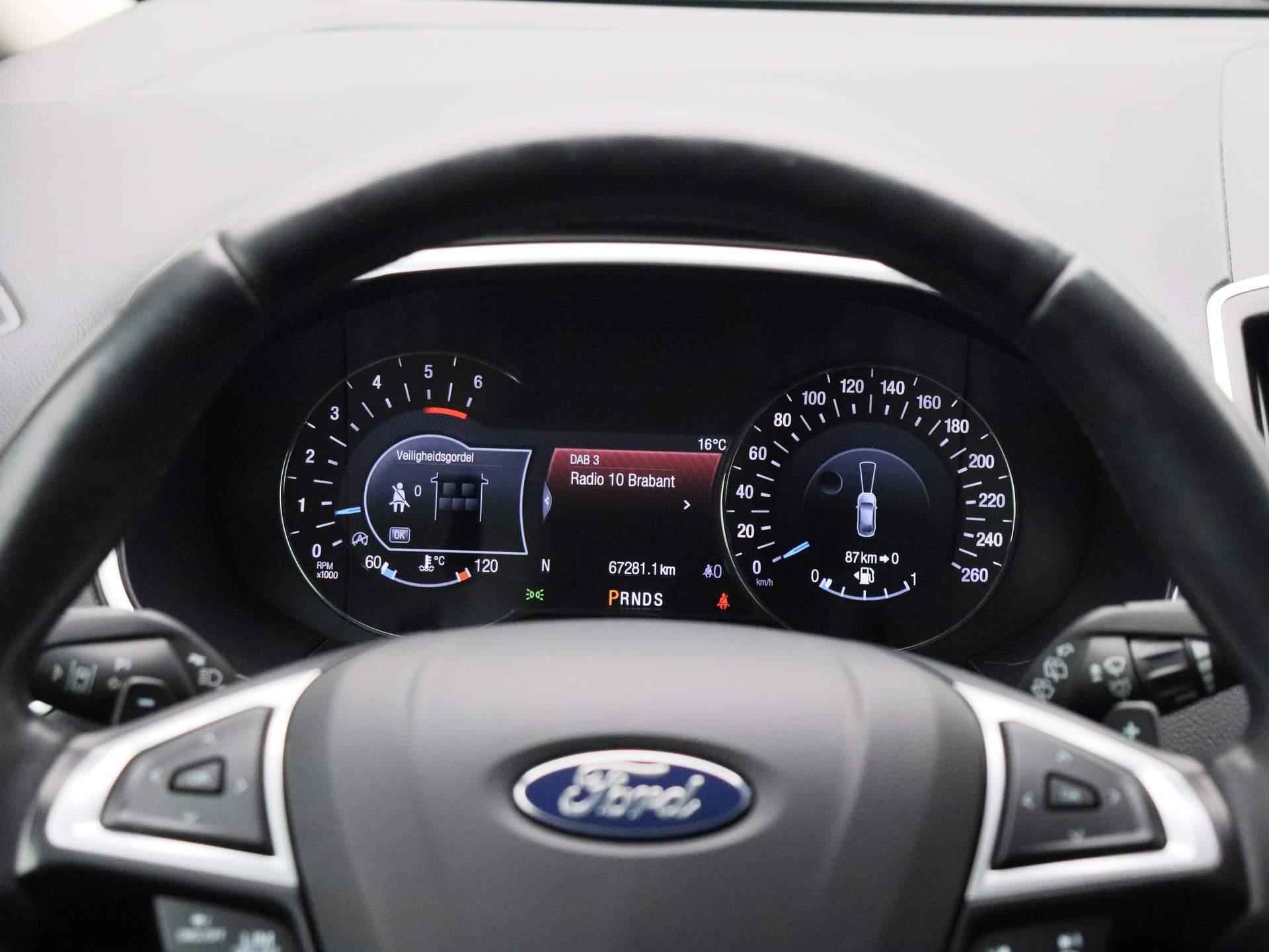 Ford S-Max 2.0 TDCi Titanium 150 pk Automaat | Navigatie | 5 persoons | Elec achterklep | Trekhaak met 2000kg trekgewicht | Winterpack | Camera | - 8/38