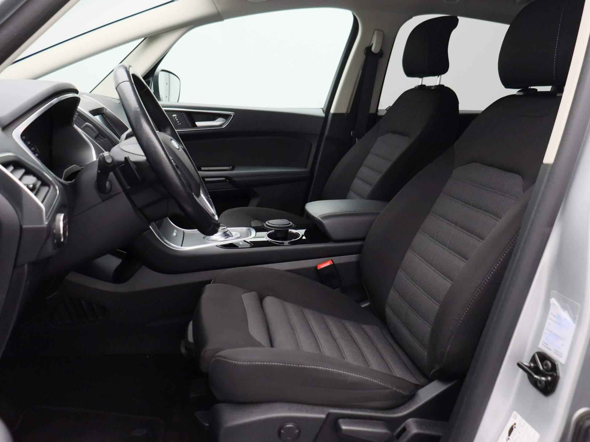 Ford S-Max 2.0 TDCi Titanium 150 pk Automaat | Navigatie | 5 persoons | Elec achterklep | Trekhaak met 2000kg trekgewicht | Winterpack | Camera | - 12/38