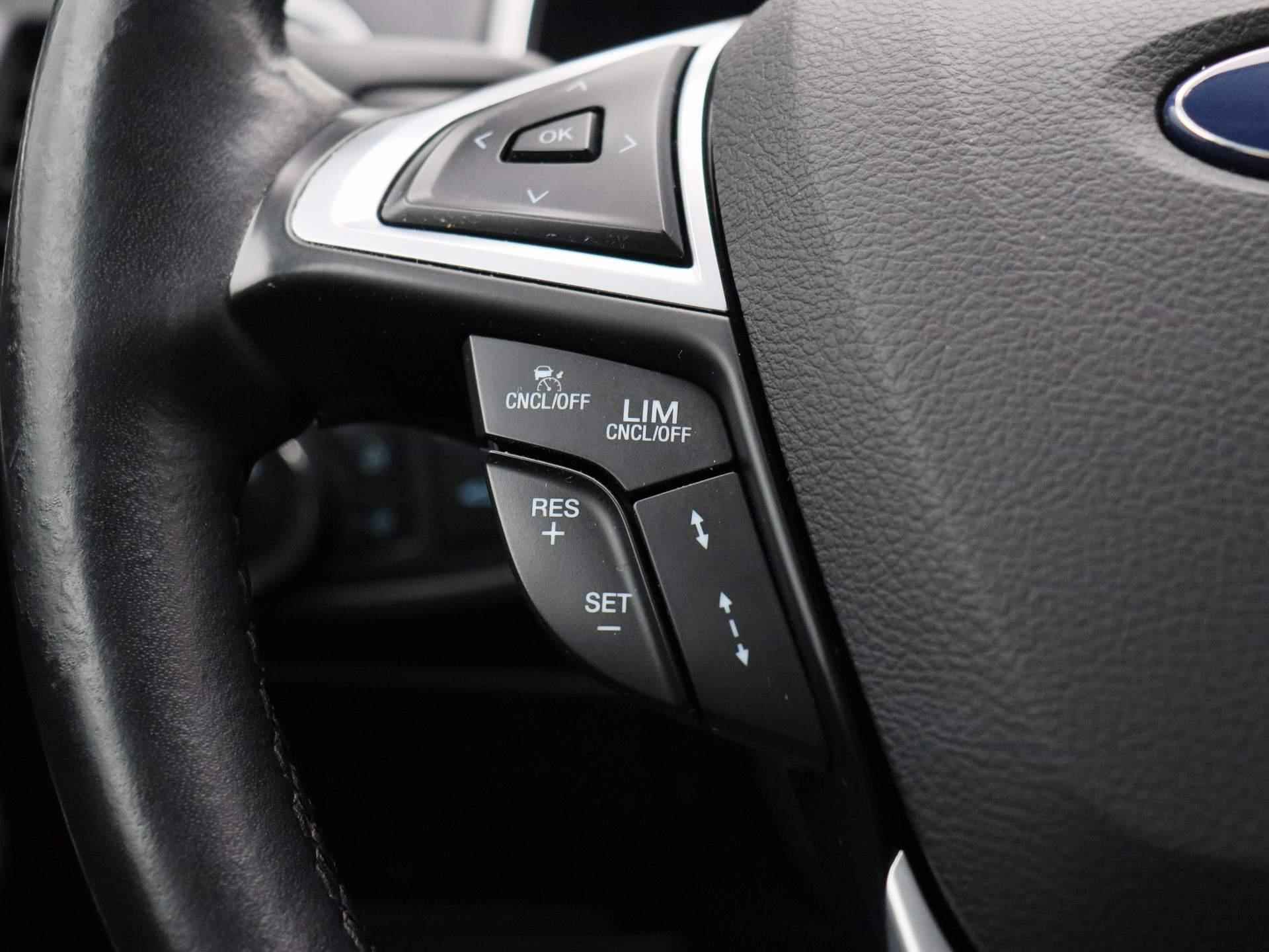 Ford S-Max 2.0 TDCi Titanium 150 pk Automaat | Navigatie | 5 persoons | Elec achterklep | Trekhaak met 2000kg trekgewicht | Winterpack | Camera | - 23/38