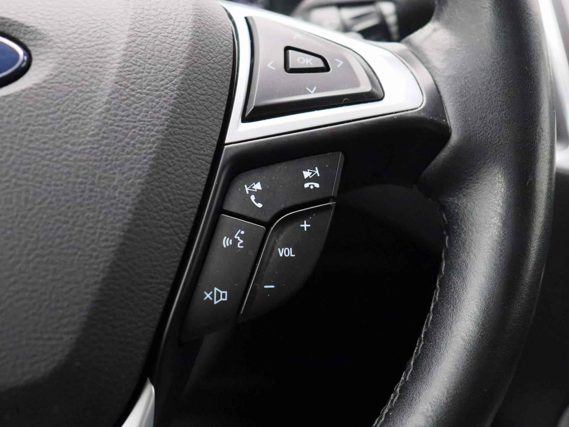 Ford S-Max 2.0 TDCi Titanium 150 pk Automaat | Navigatie | 5 persoons | Elec achterklep | Trekhaak met 2000kg trekgewicht | Winterpack | Camera | - 24/38