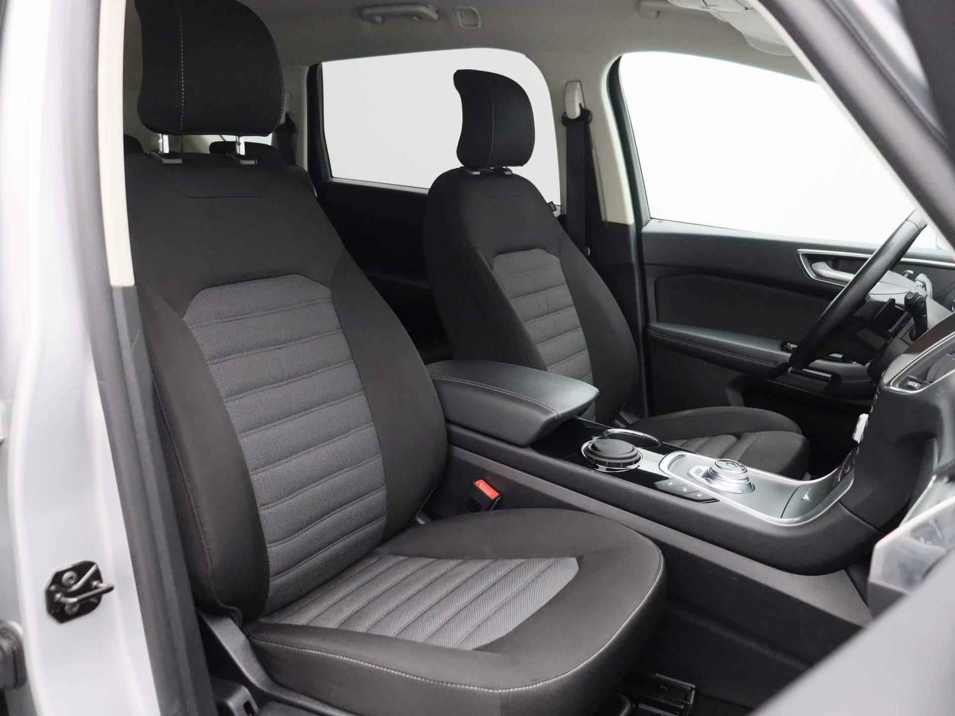 Ford S-Max 2.0 TDCi Titanium 150 pk Automaat | Navigatie | 5 persoons | Elec achterklep | Trekhaak met 2000kg trekgewicht | Winterpack | Camera | - 34/38