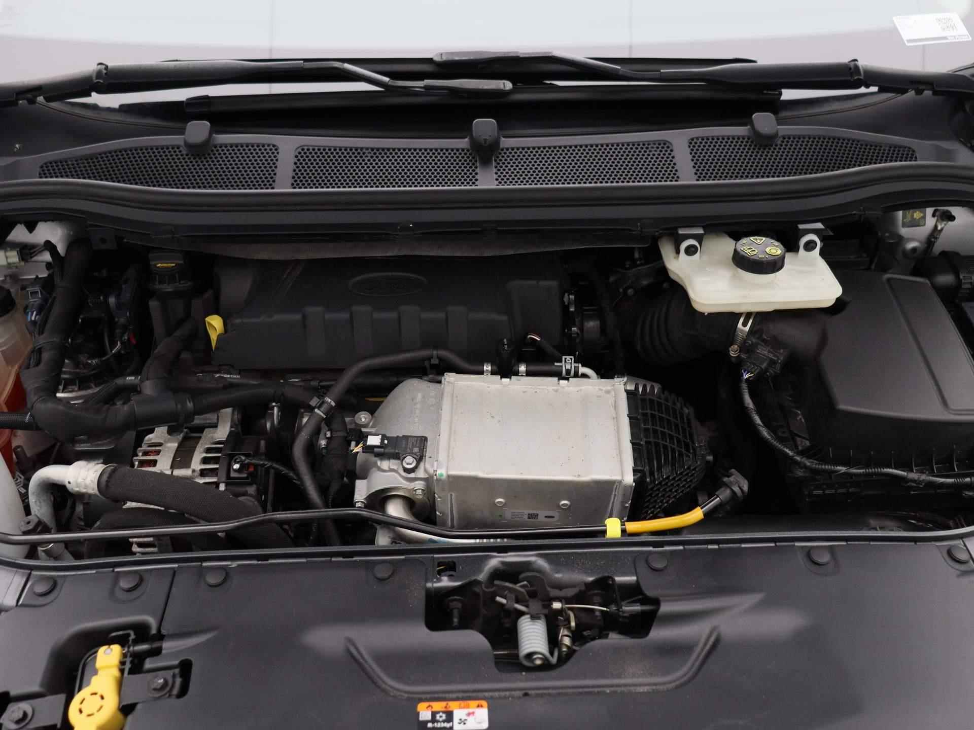 Ford S-Max 2.0 TDCi Titanium 150 pk Automaat | Navigatie | 5 persoons | Elec achterklep | Trekhaak met 2000kg trekgewicht | Winterpack | Camera | - 35/38