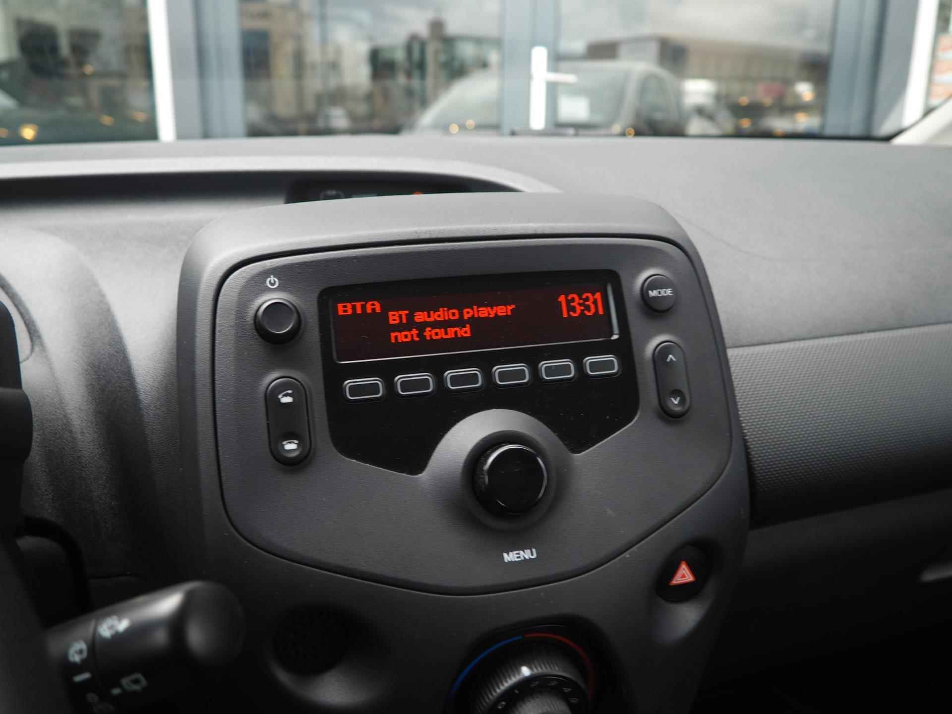 Toyota Aygo 1.0 VVT-i x-fun / Bluetooth / Speedlimiter / Airconditioning / LED - 13/20