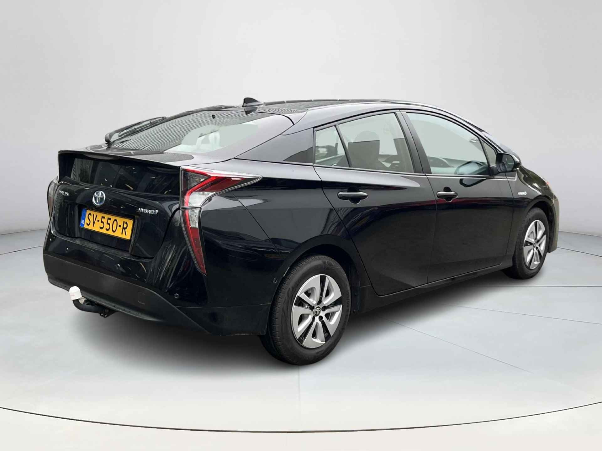 Toyota Prius 1.8 Executive Trekhaak|navigatie|telefoonvoorbereiding|achteruitrijcamera|financieringsaanbod 5,99%| - 5/19