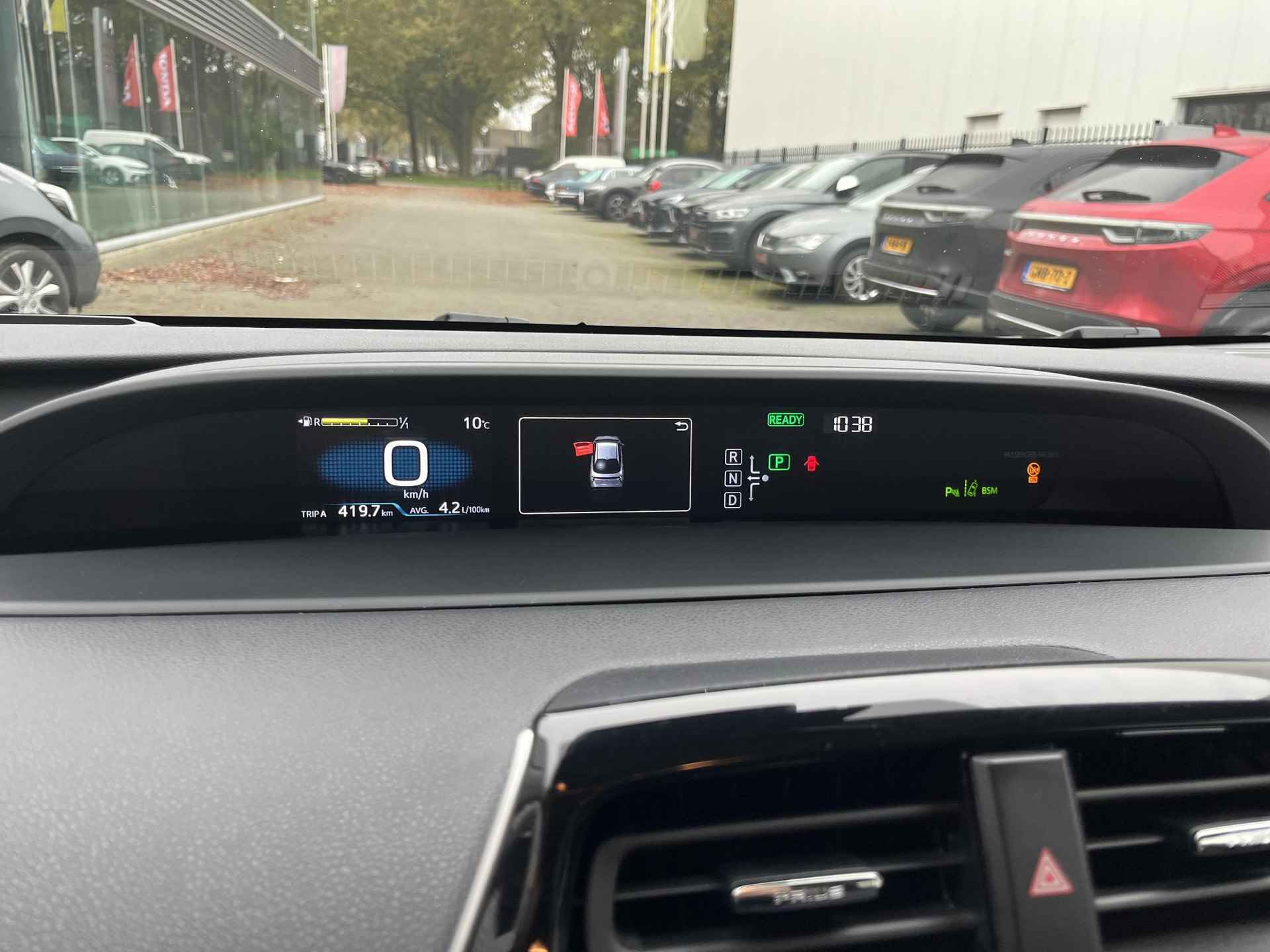 Toyota Prius 1.8 Executive Trekhaak|navigatie|telefoonvoorbereiding|achteruitrijcamera|financieringsaanbod 5,99%| - 13/19