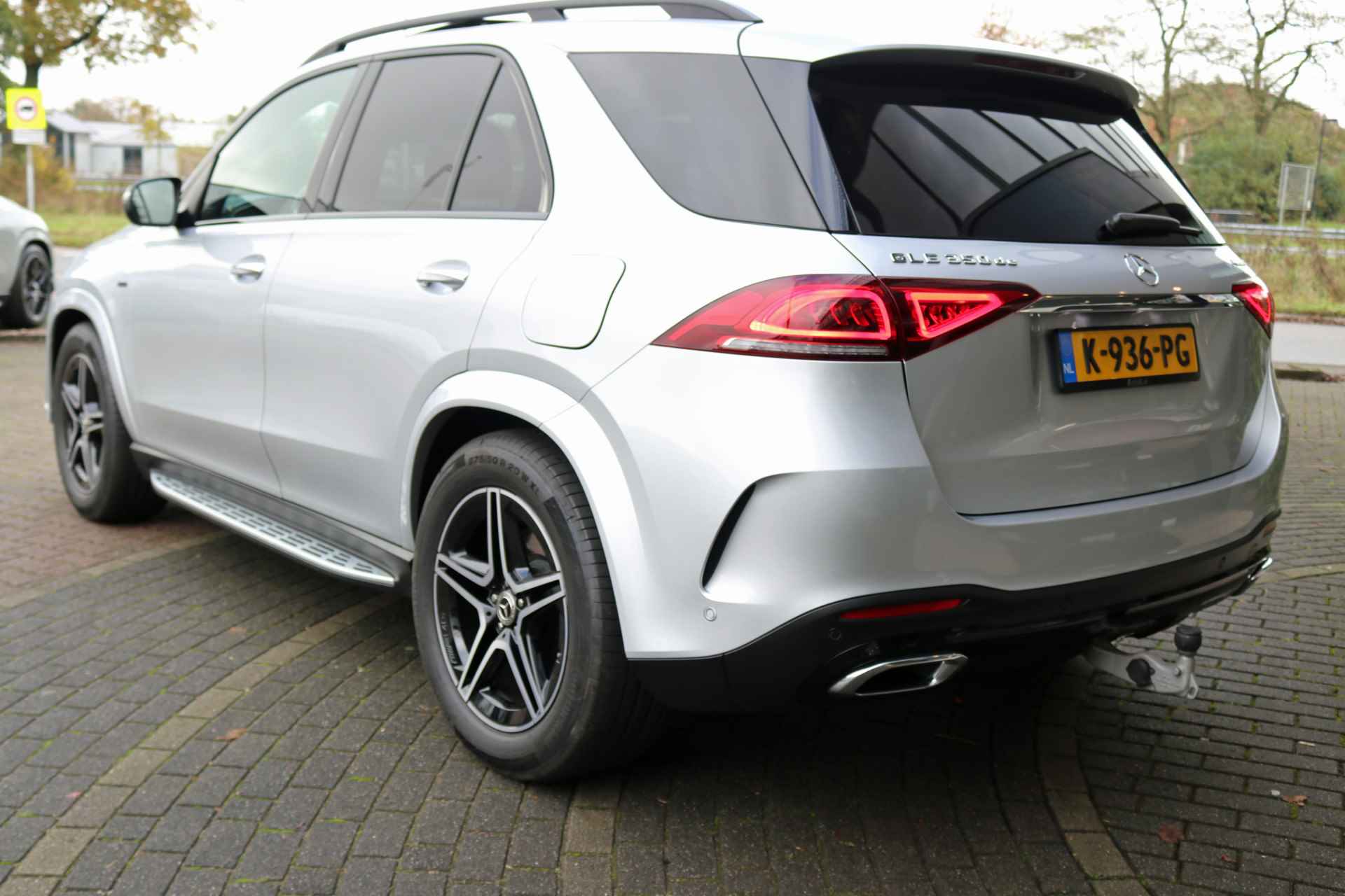 Mercedes-Benz GLE 350 de 4M Premium AMG-Line Airmatic Panoramadak Nappa Leder - 9/36