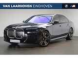 BMW i7 xDrive60 High Executive M Sport / Panoramadak Sky Lounge / Active Steering / Stoelventilatie / Massagefunctie / Parking Assistant Professional / Live Cockpit Professional / Demo