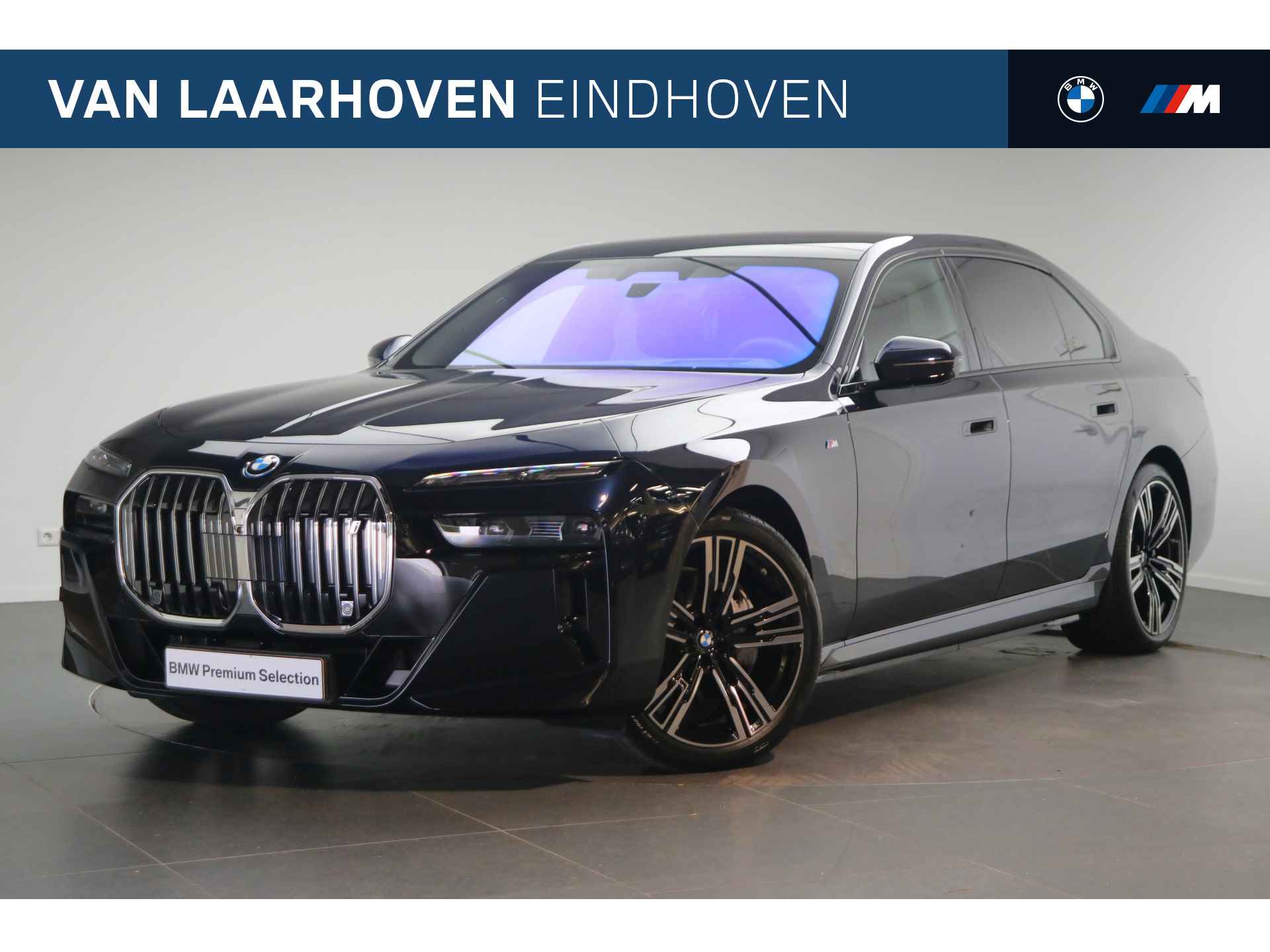 BMW i7 xDrive60 High Executive M Sport / Panoramadak Sky Lounge / Active Steering / Stoelventilatie / Massagefunctie / Parking Assistant Professional / Live Cockpit Professional / Demo - 1/26