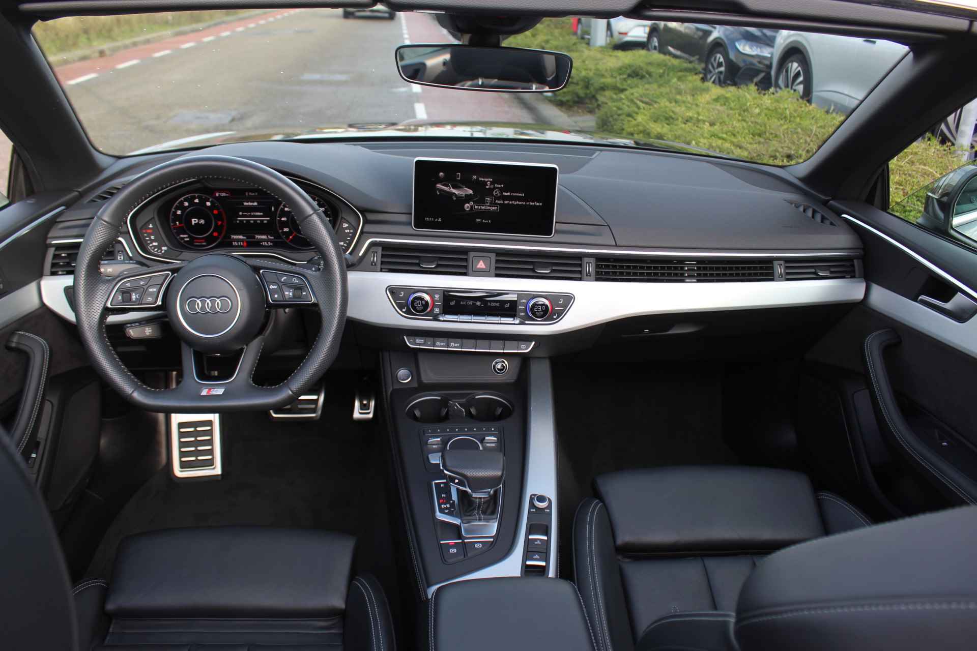 Audi A5 Cabriolet 2.0 TFSI Launch Edition / LEDER / S-Line - 14/31