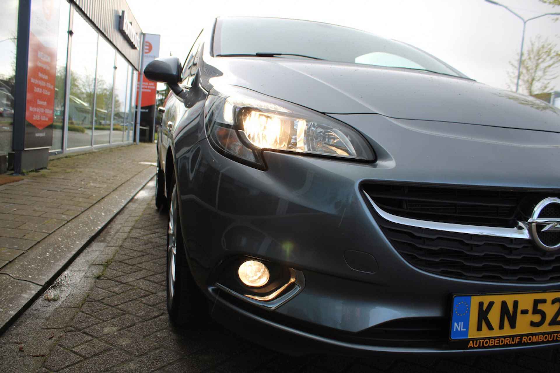 Opel Corsa 1.4 Innovation Easytronic - 20/23