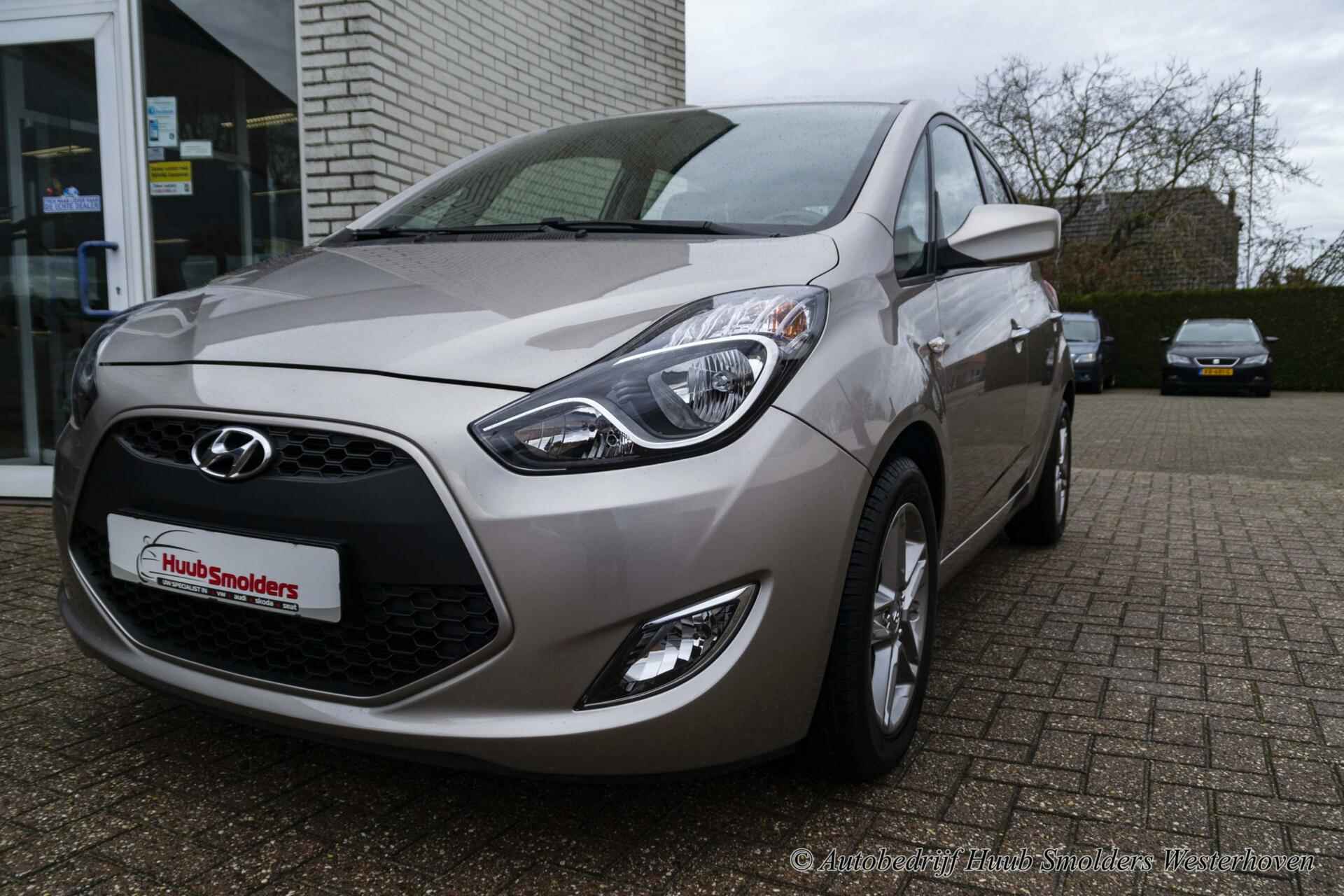 Hyundai ix20 1.4i Go! - 34/49