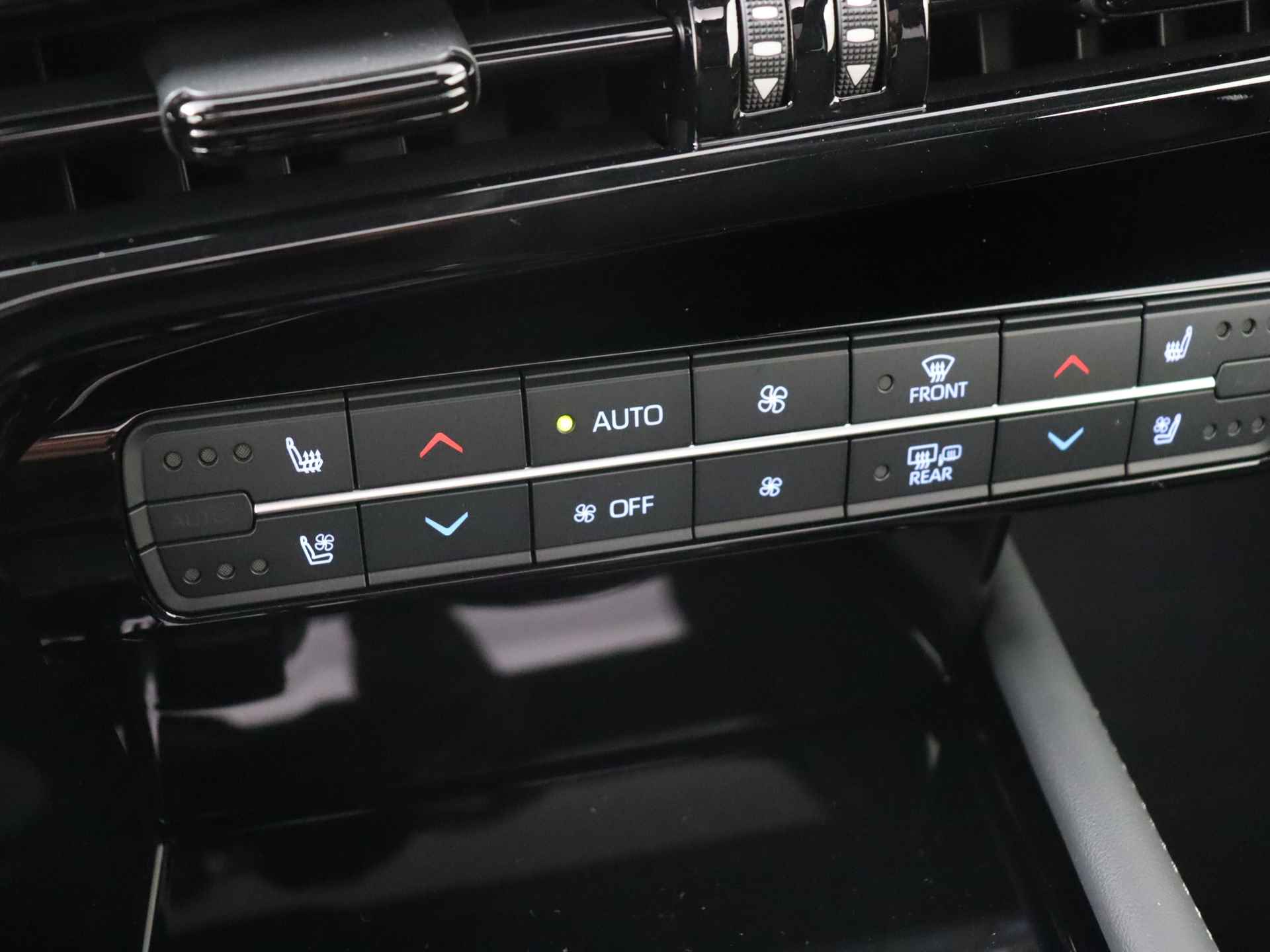 Toyota Mirai Prestige | Leder | Navigatie | Elektrisch verstelbare stoelen | Head up Display | Panoramadak | - 9/33