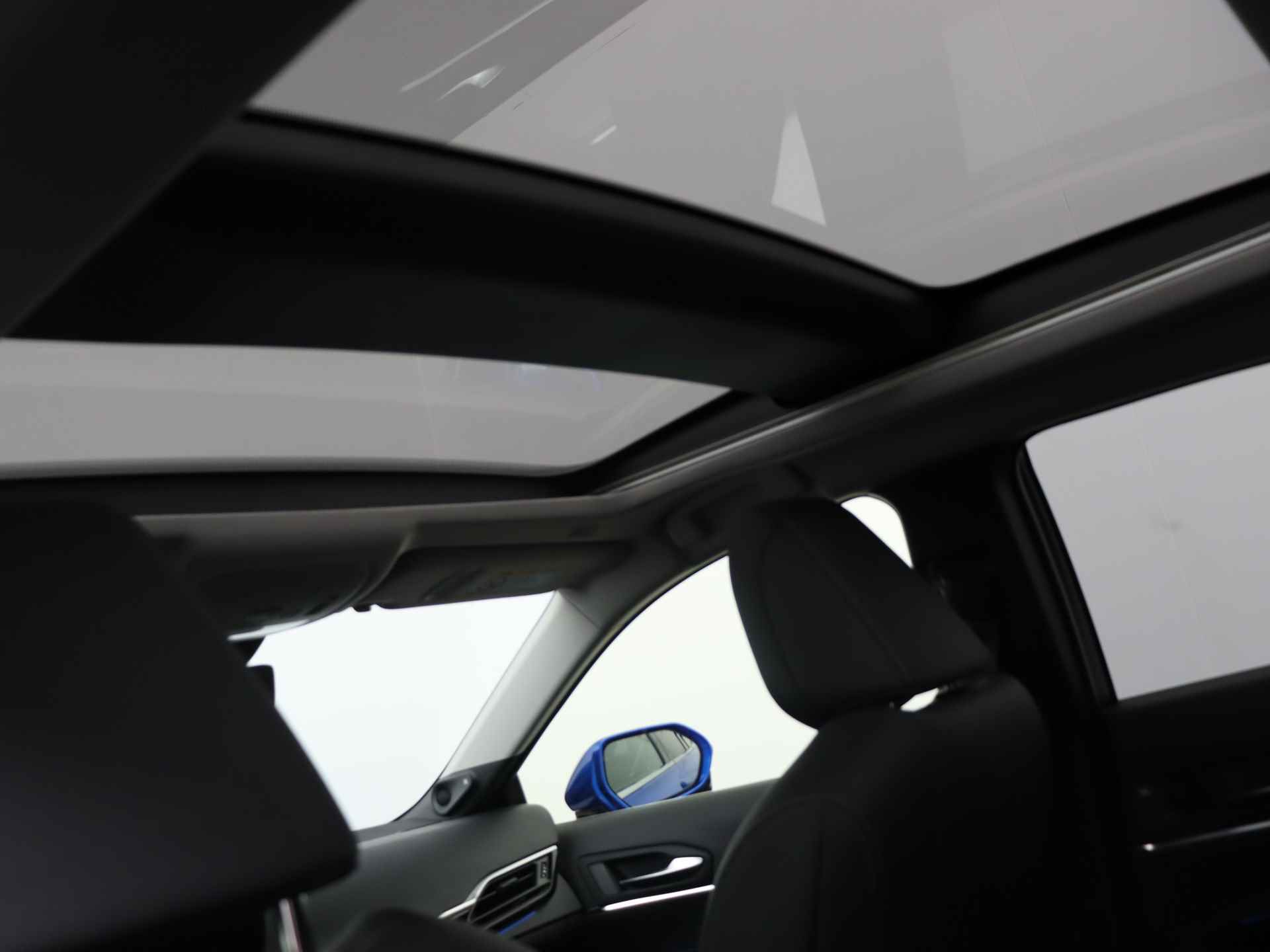 Toyota Mirai Prestige | Leder | Navigatie | Elektrisch verstelbare stoelen | Head up Display | Panoramadak | - 17/33