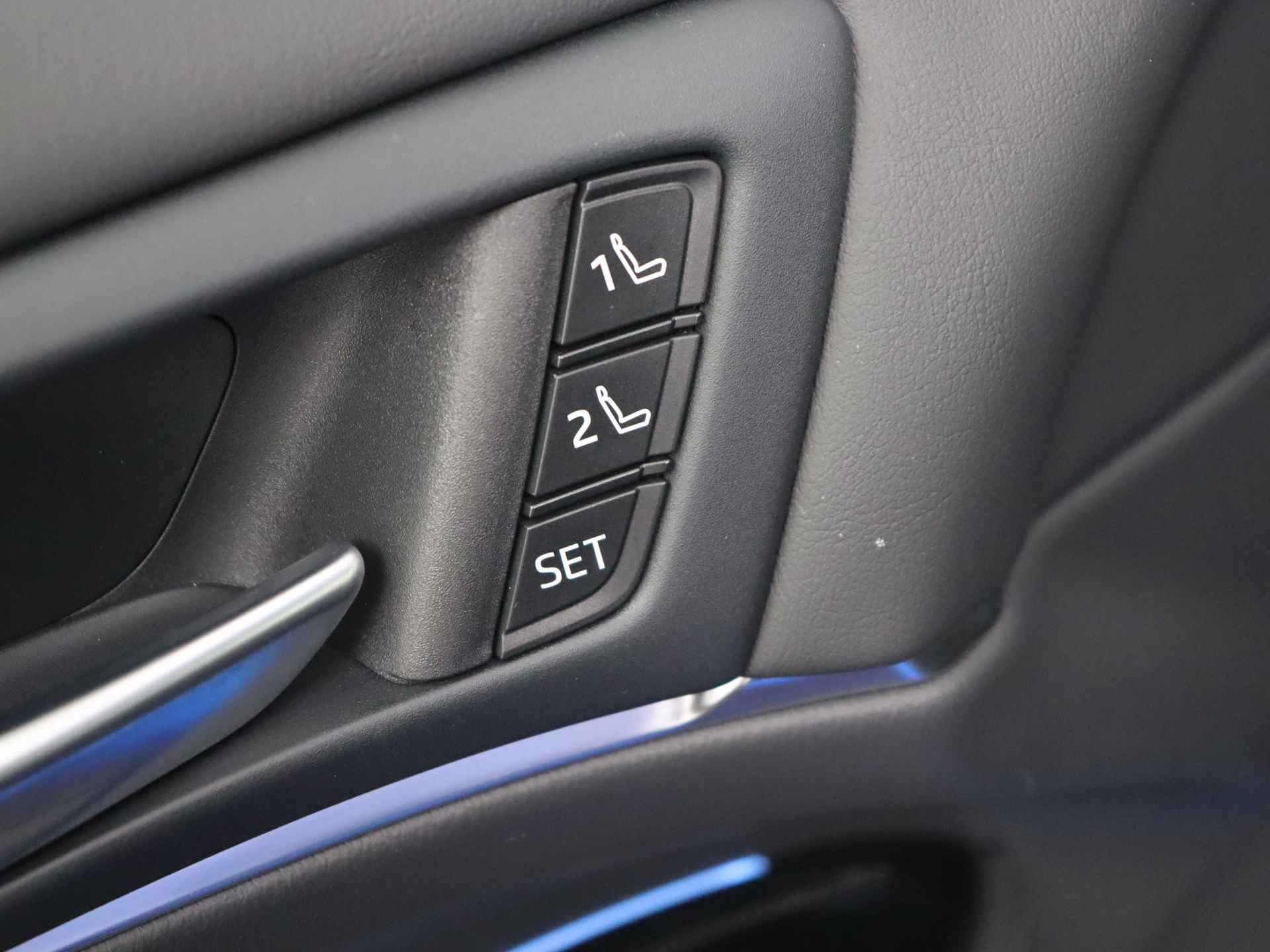 Toyota Mirai Prestige | Leder | Navigatie | Elektrisch verstelbare stoelen | Head up Display | Panoramadak | - 29/33