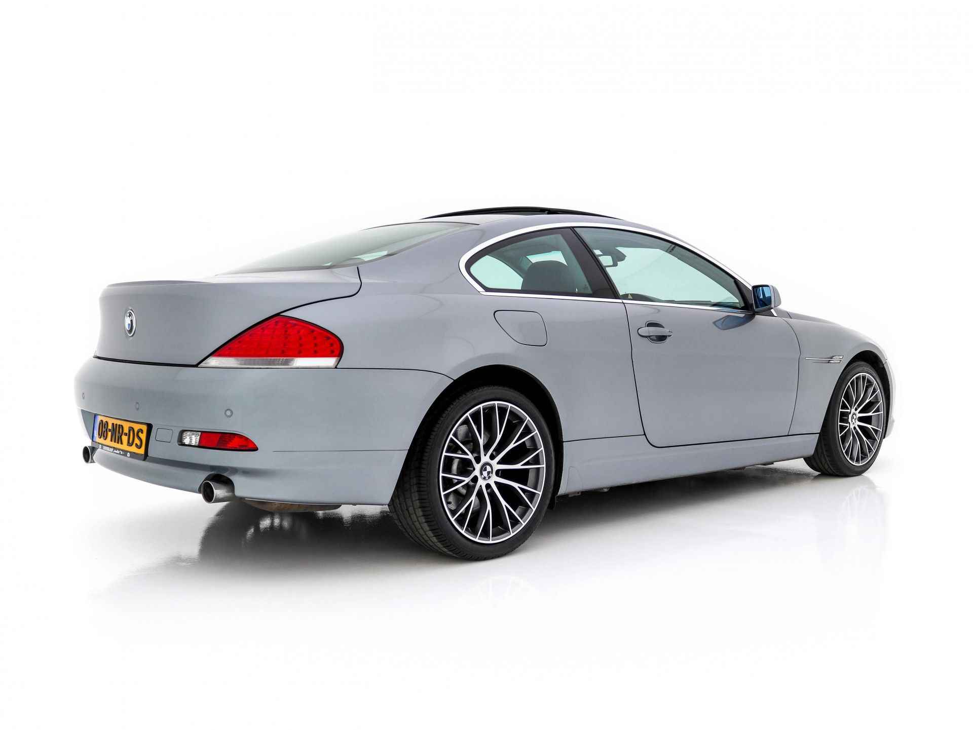 BMW 6 Serie 645ci S [ KOPPAKKING LEKKAGE ] Aut. PANO | BI-XENON | DAKOTA-FULL-LEATHER | NAVI-FULLMAP | HIFI-SOUND | PDC | MEMORY-PACK |  ECC | CRUISE | CONTOUR-SPORT-SEATS | 19"ALU* - 6/35