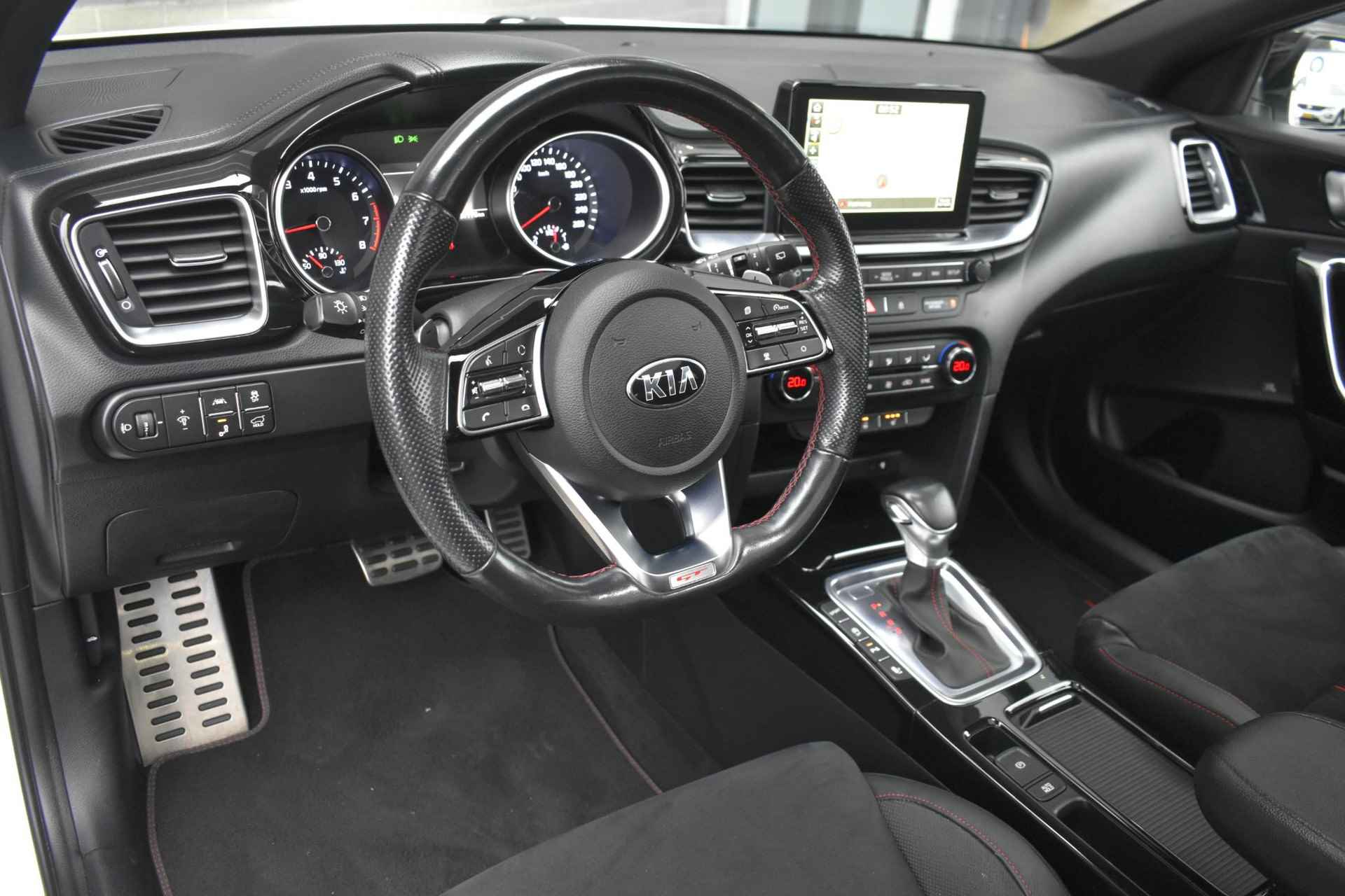 Kia ProCeed 1.6 T-GDI GT / Panoramadak / Stoel-Stuurverwarming / 200PK / JBL audio - 3/56