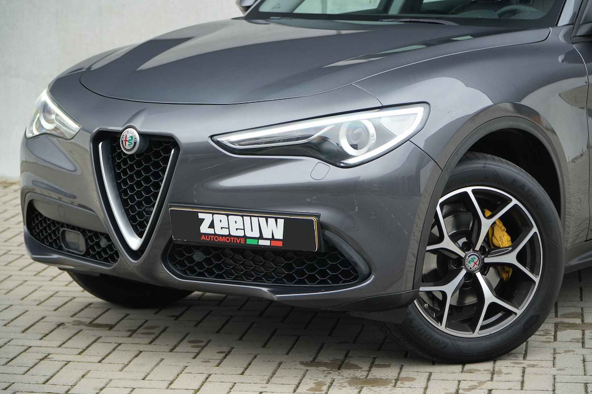 Alfa romeo Stelvio 2.0 Turbo AWD 200 PK Super | Leder | Navi | Driver | 19" - 3/35