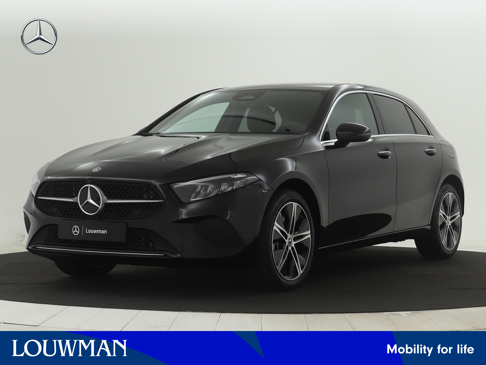 Mercedes-Benz A-Klasse 250 e Star Edition | Dodehoekassistent | Extra USB-poorten | Sfeerverlichting | Verwarmde stoelen vooraan | Luxury Line |  Antidiefstalpakket GUARD 360° | Parkeerpakket met achteruitrijcamera |