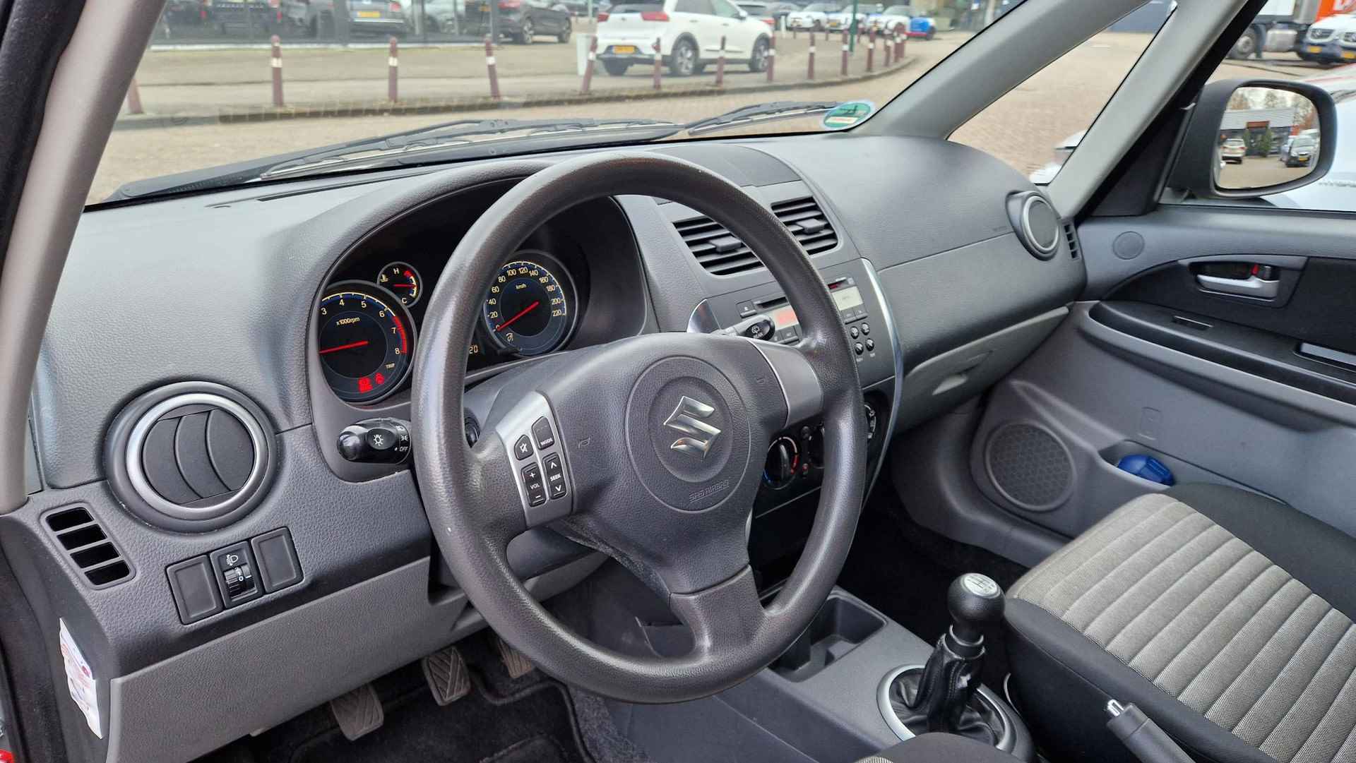 Suzuki SX4 1.6 Comfort - 16/24