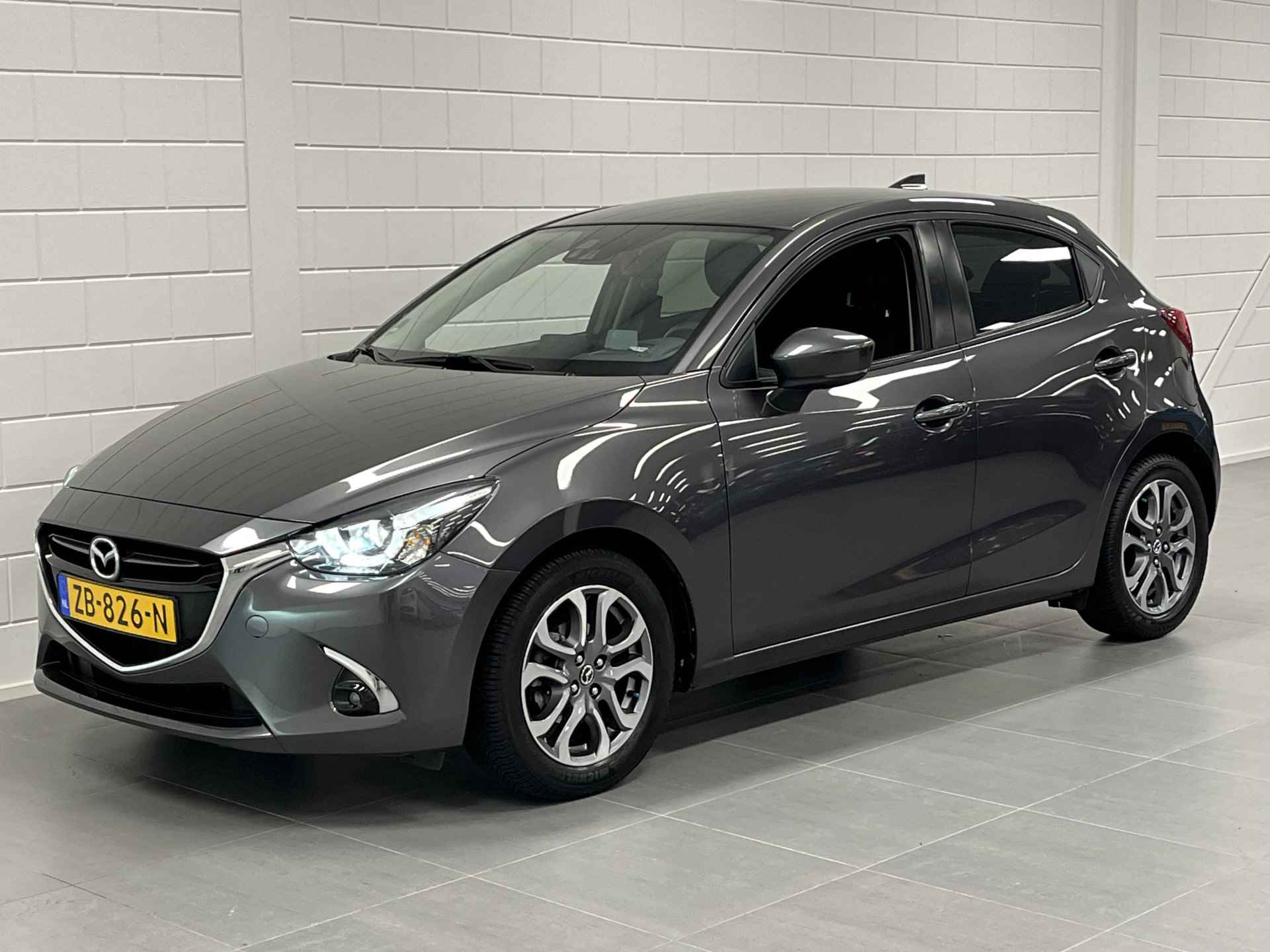 Mazda 2 1.5 Skyactiv-G GT-M TREKHAAK | NAVIGATIE | HALF LEDER - 4/43